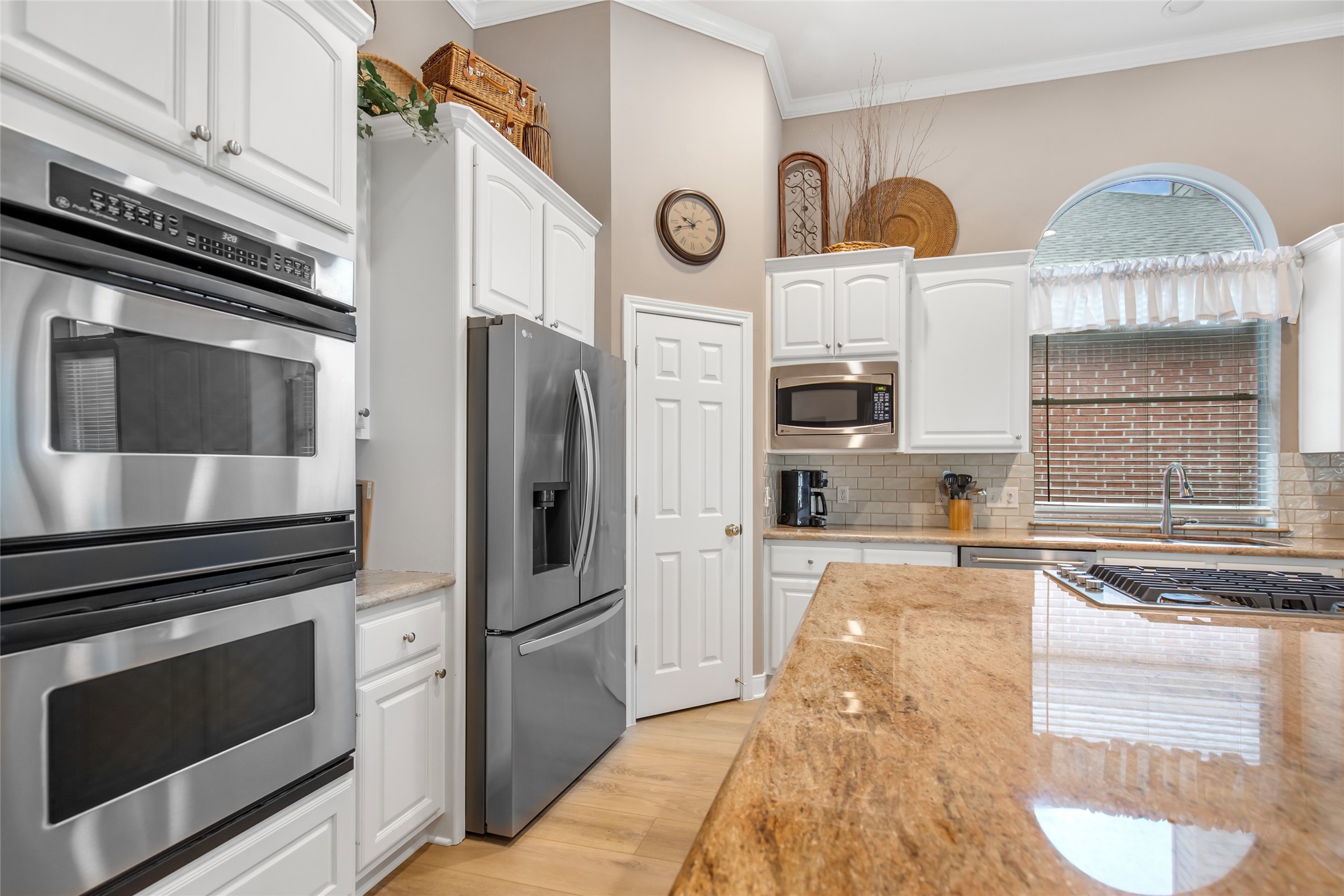 19510 Meadow Rose Court Property Photo 21
