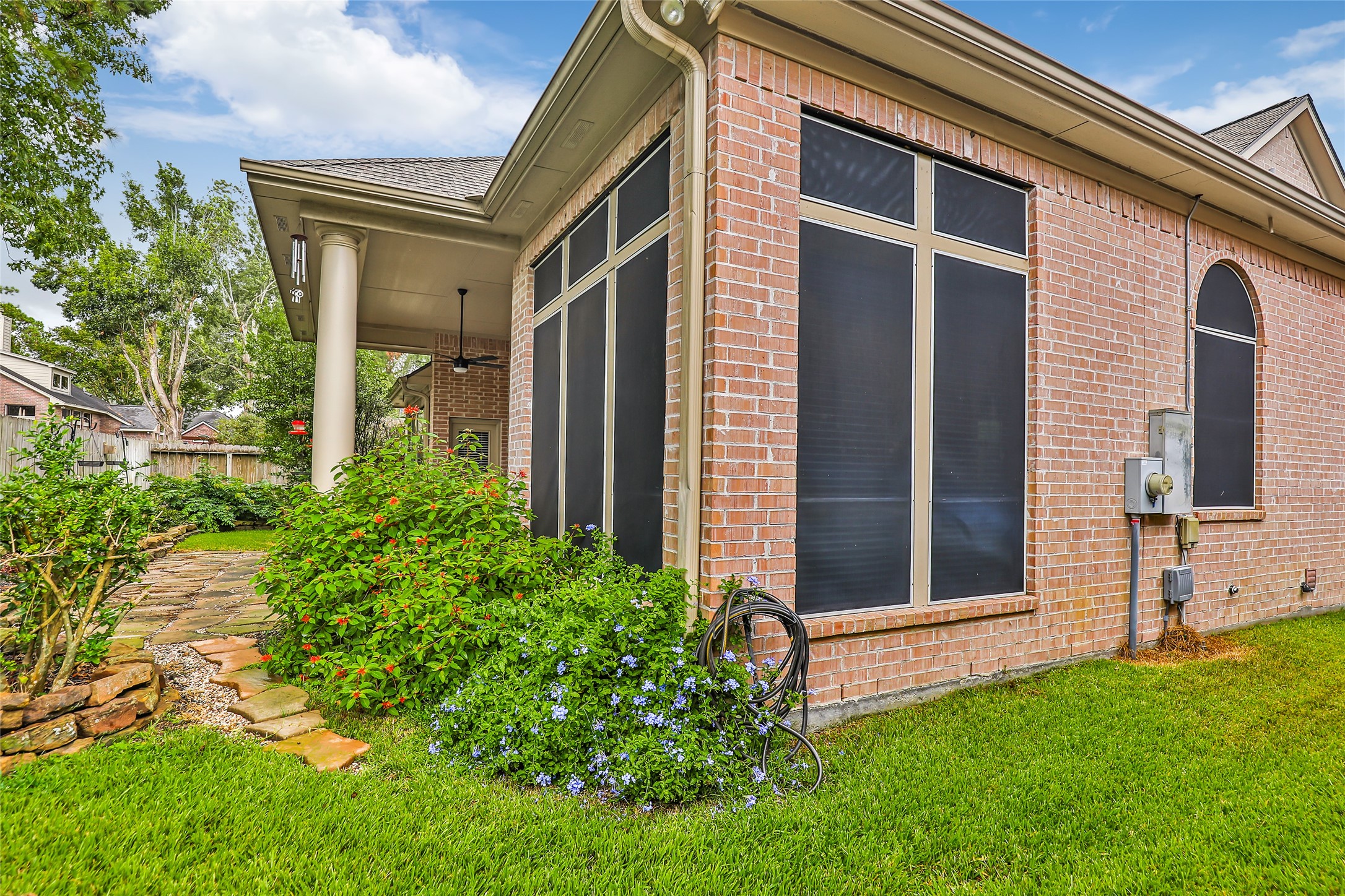 19510 Meadow Rose Court Property Photo 36