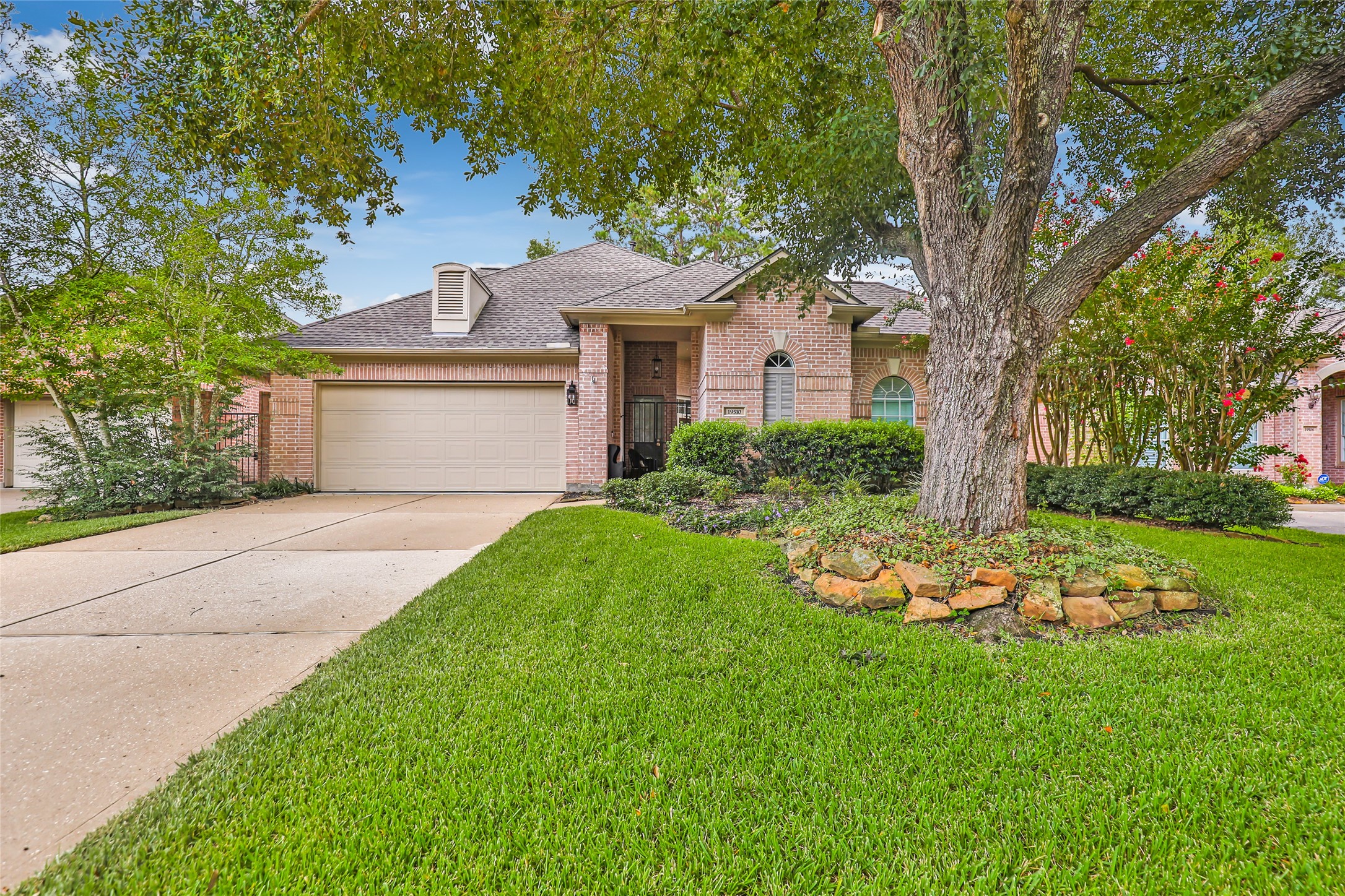 19510 Meadow Rose Court Property Photo 40