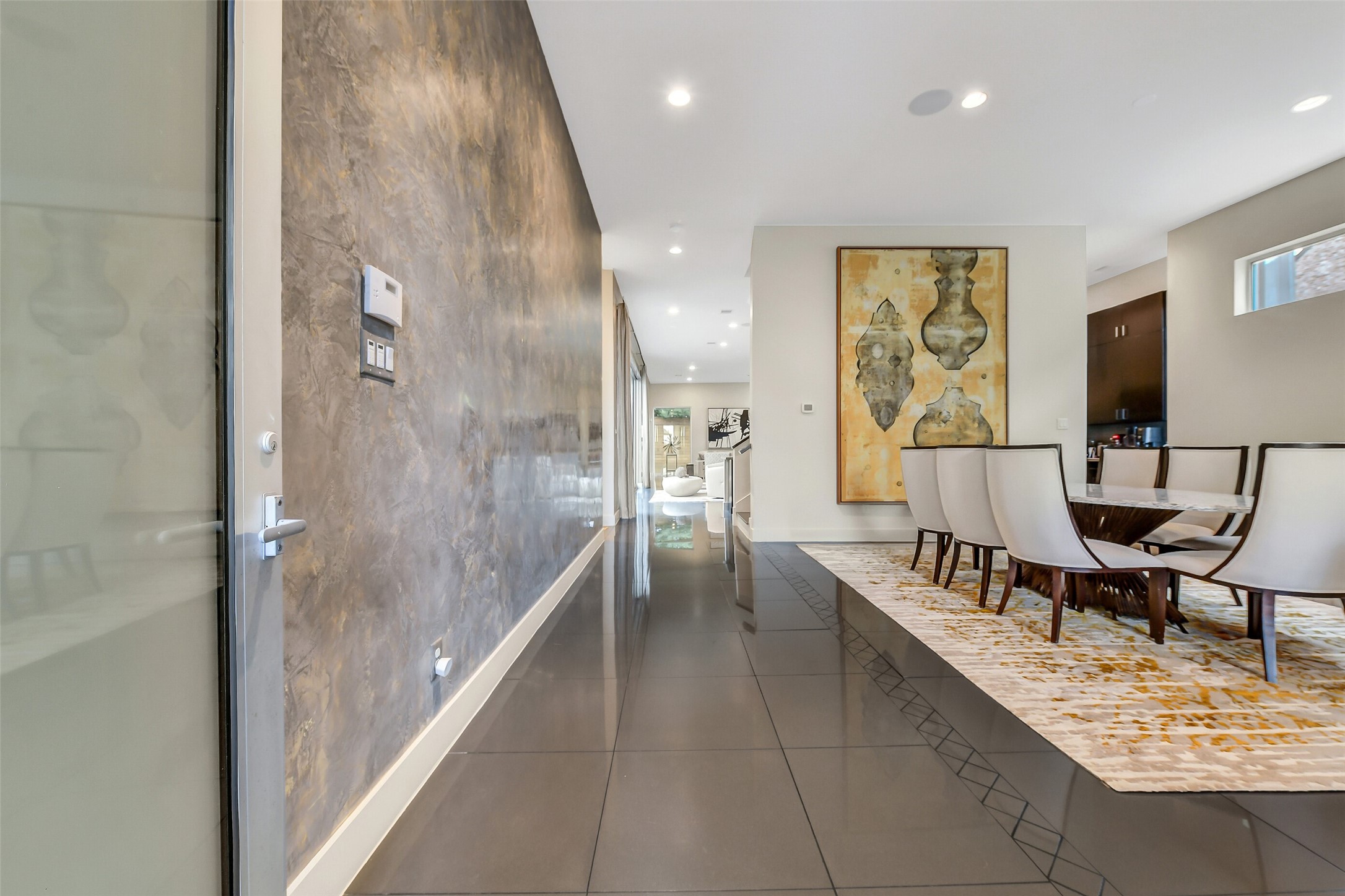 2302 Persa Street Property Photo 8