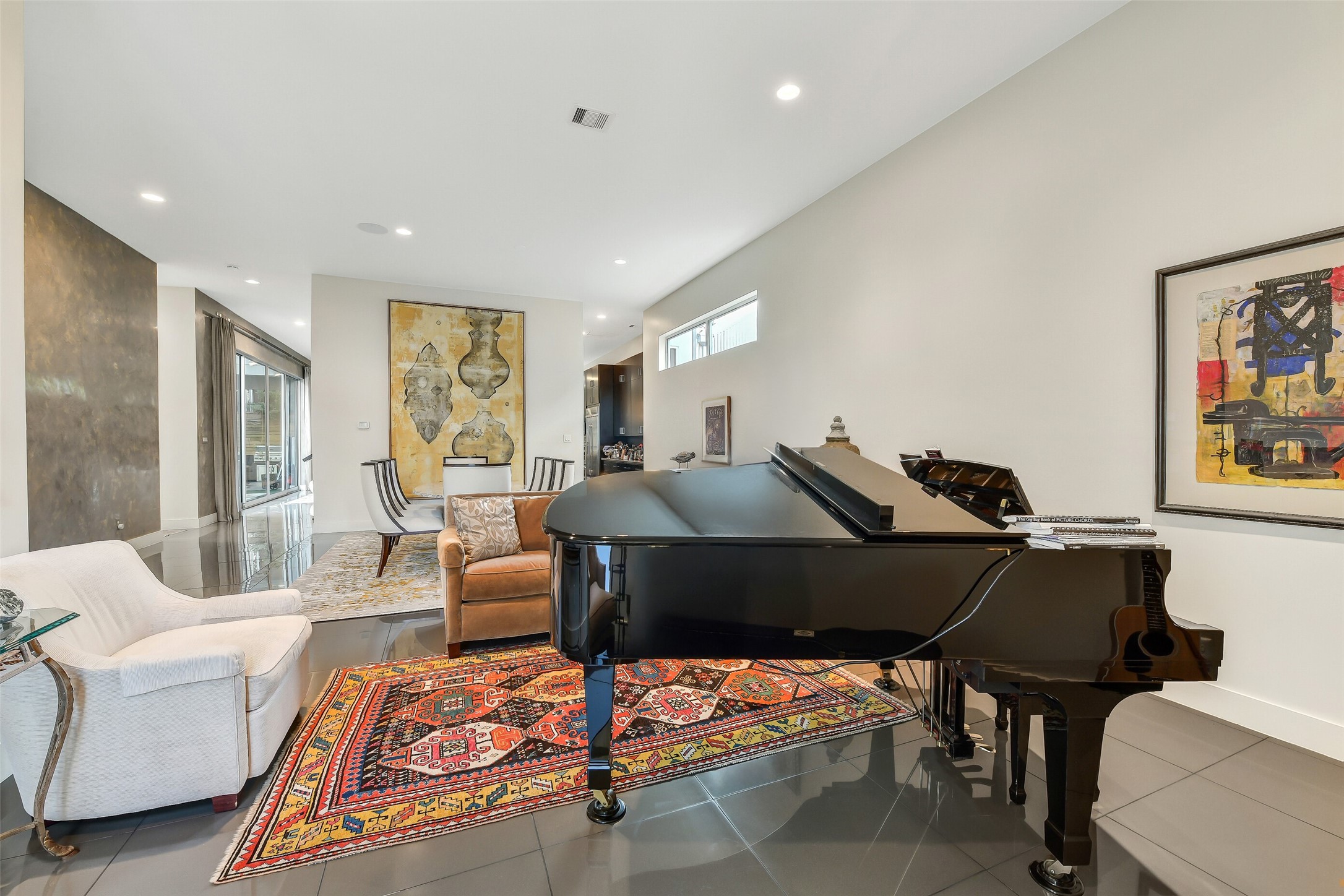 2302 Persa Street Property Photo 10