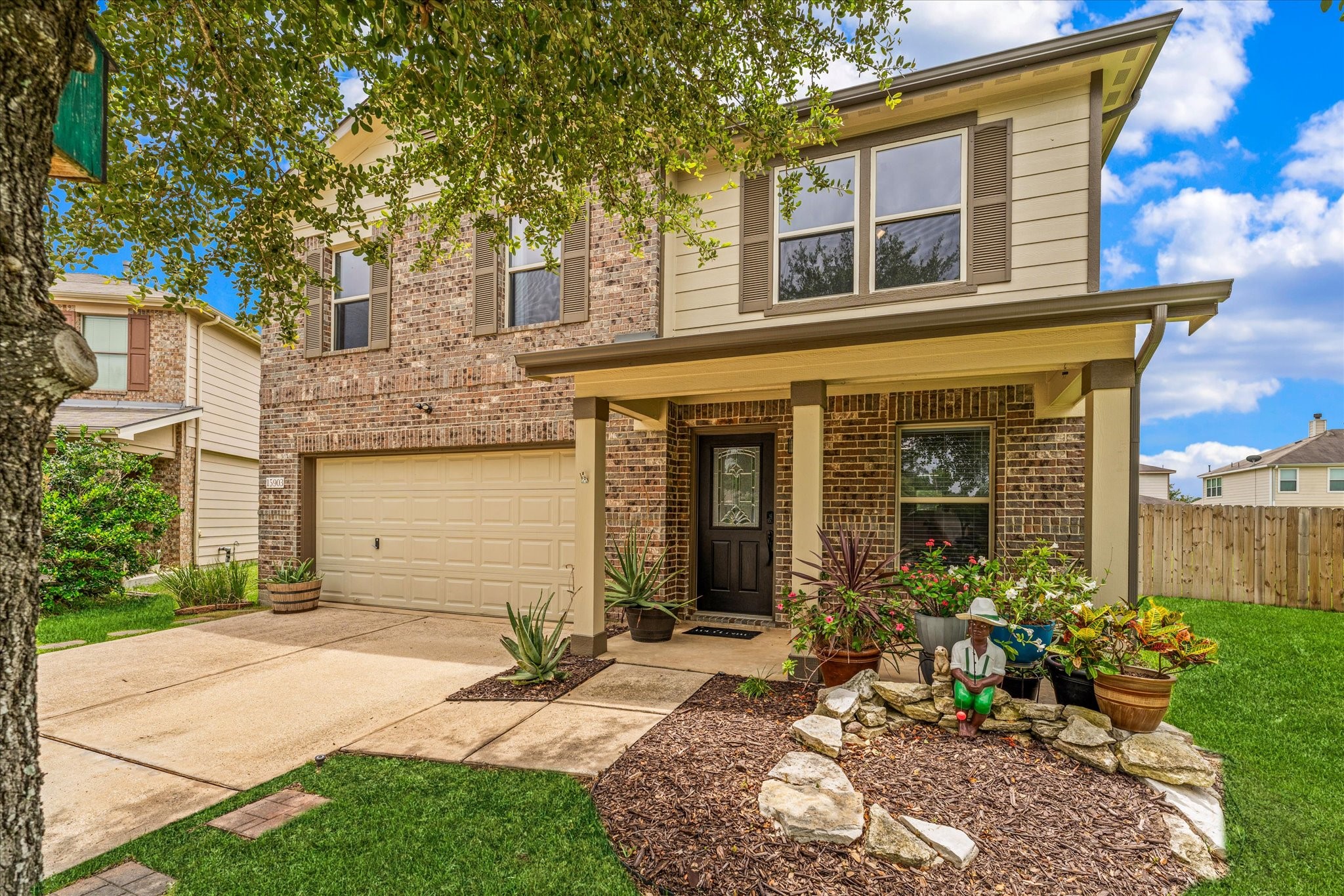 15903 Arapaho Bend Lane Property Photo 1