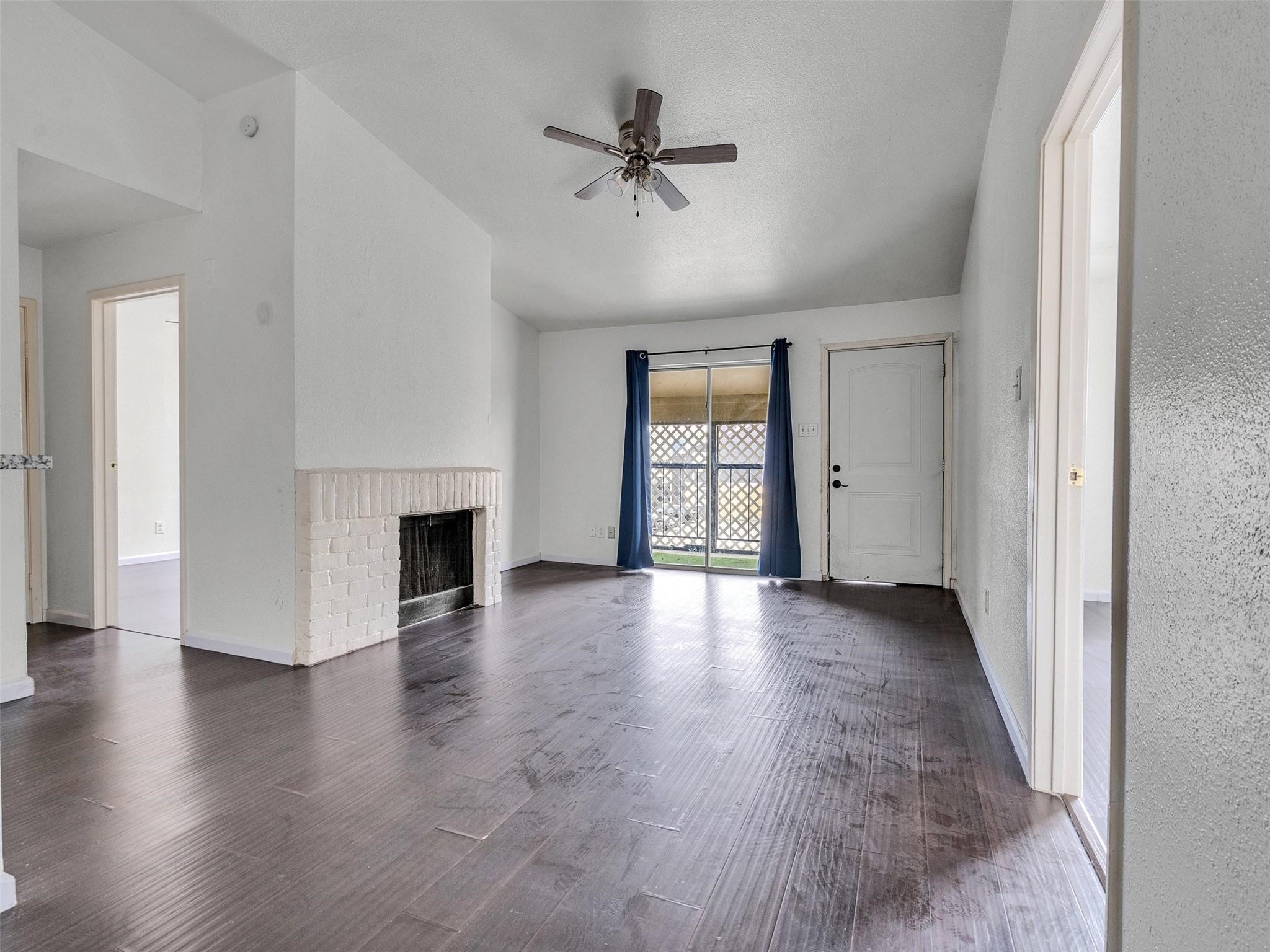 12658 Ashford Meadow Drive B Property Photo 5