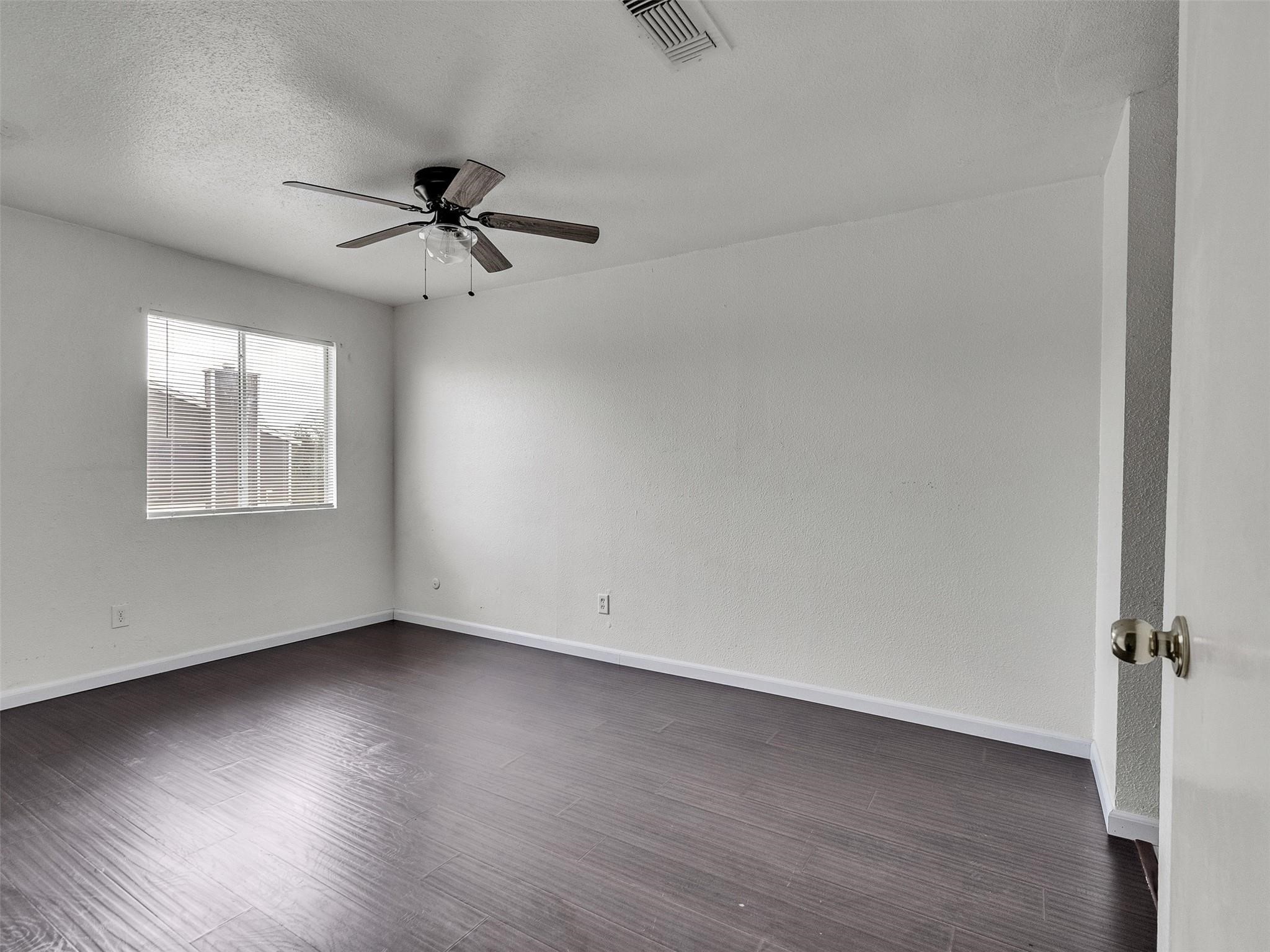 12658 Ashford Meadow Drive B Property Photo 6