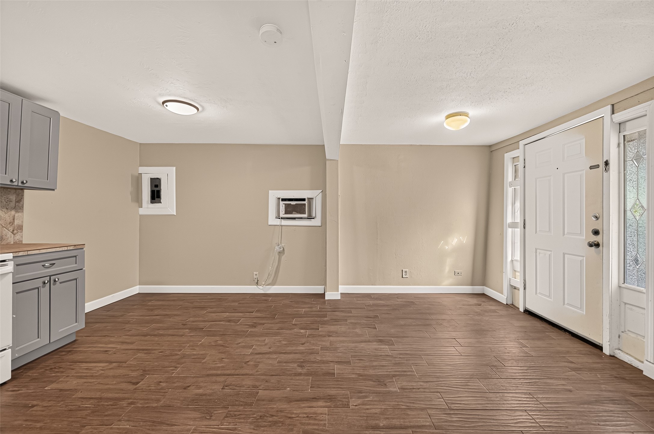 4203 Polk Street A Property Photo 6