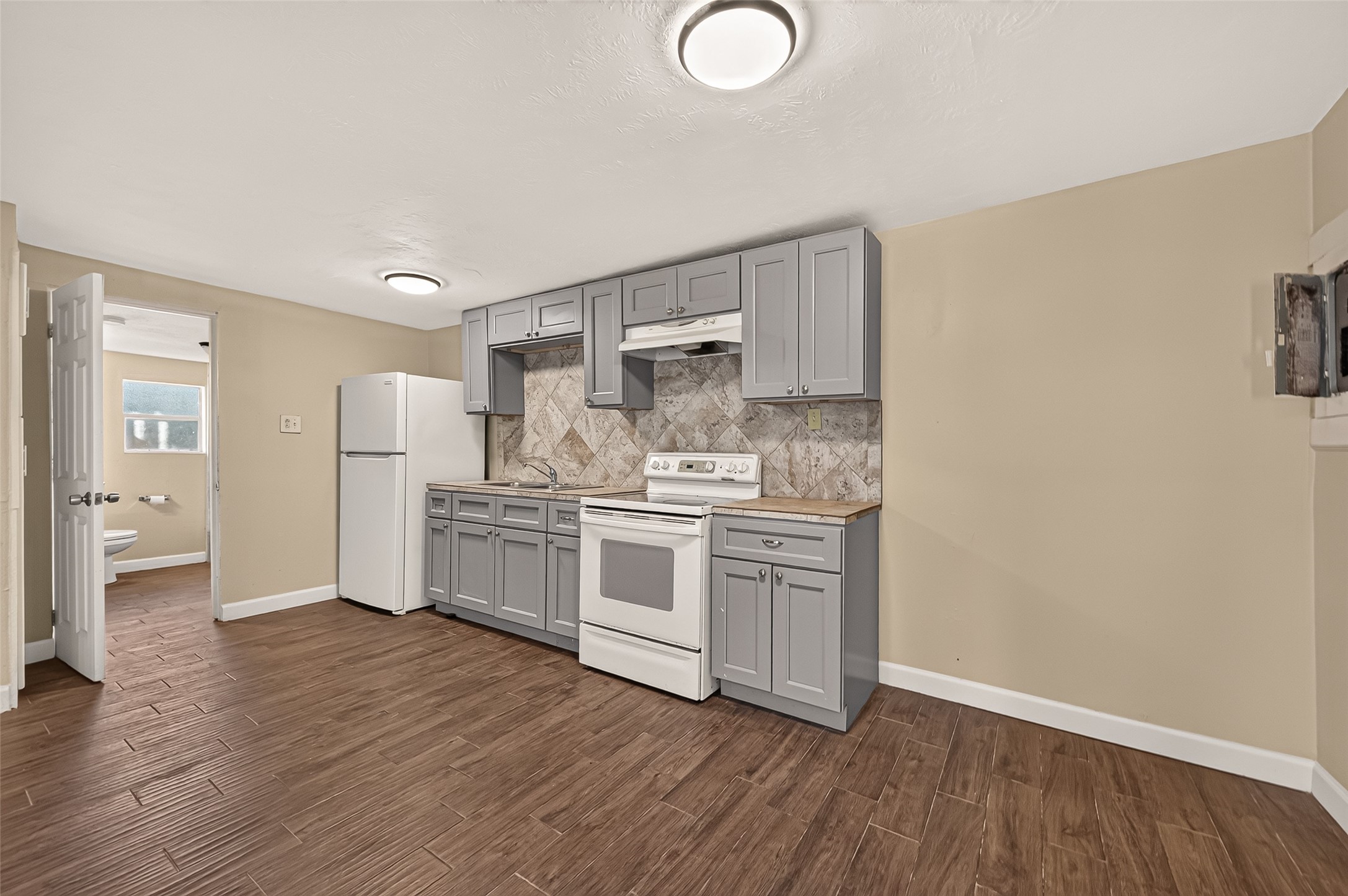 4203 Polk Street A Property Photo 8