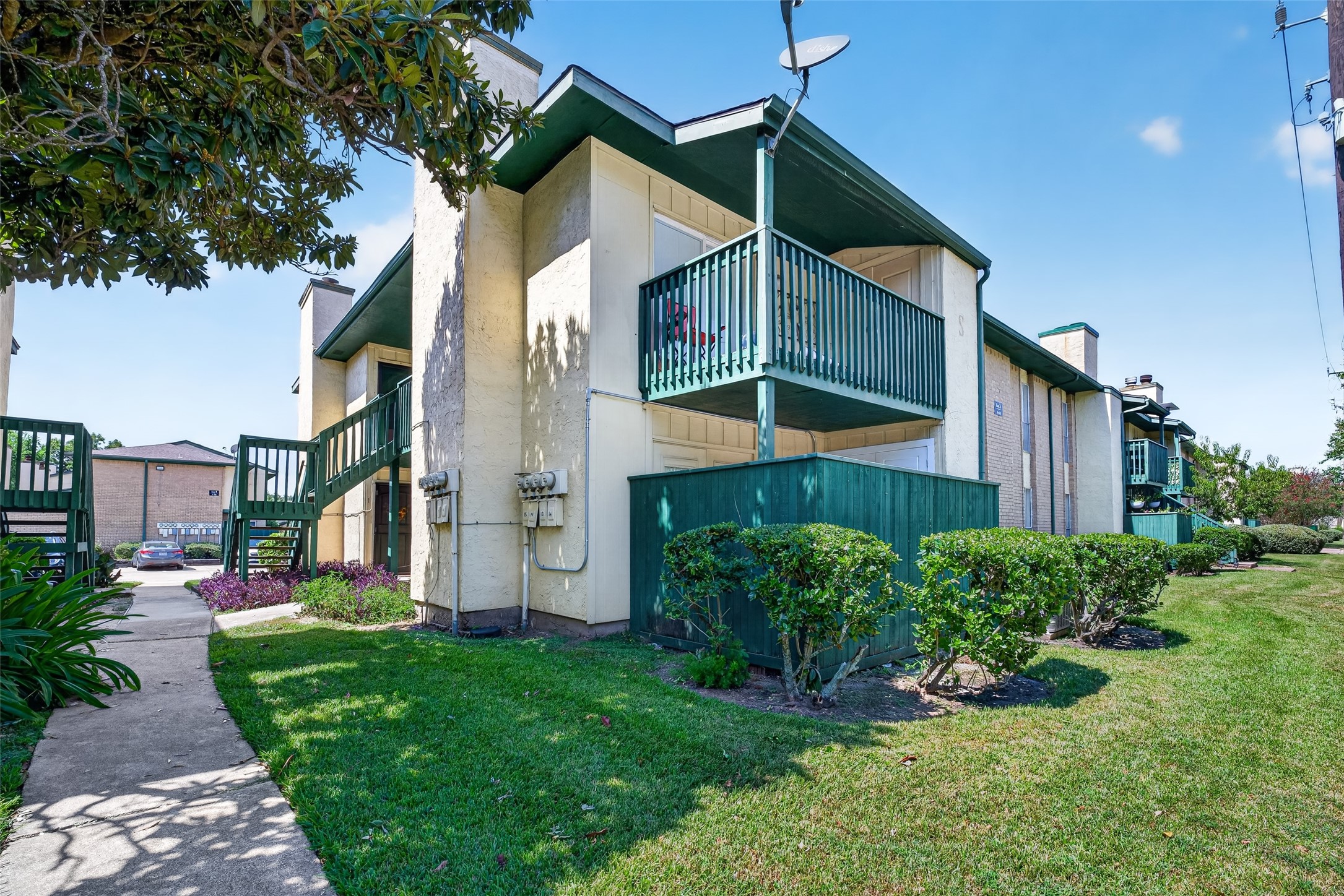 1516 Bay Area Boulevard S15 Property Photo 4
