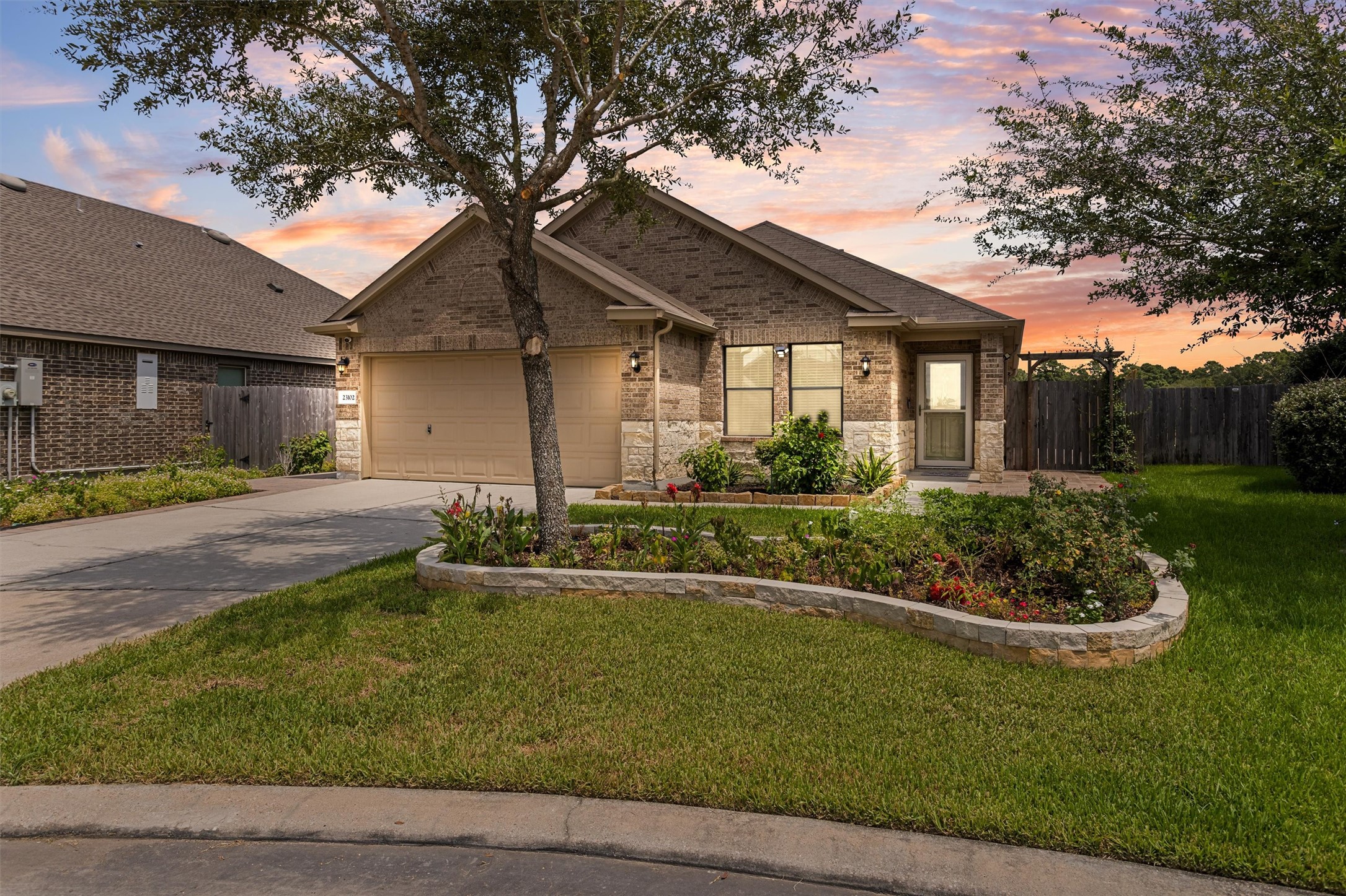 23102 Red Birch Court Property Photo 1