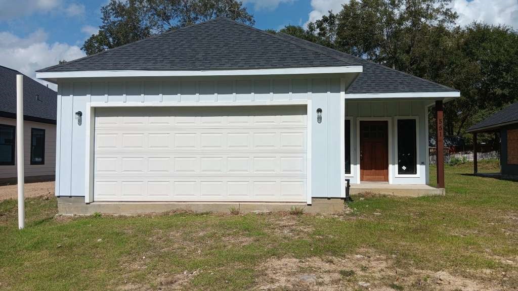 551 White Oak Drive