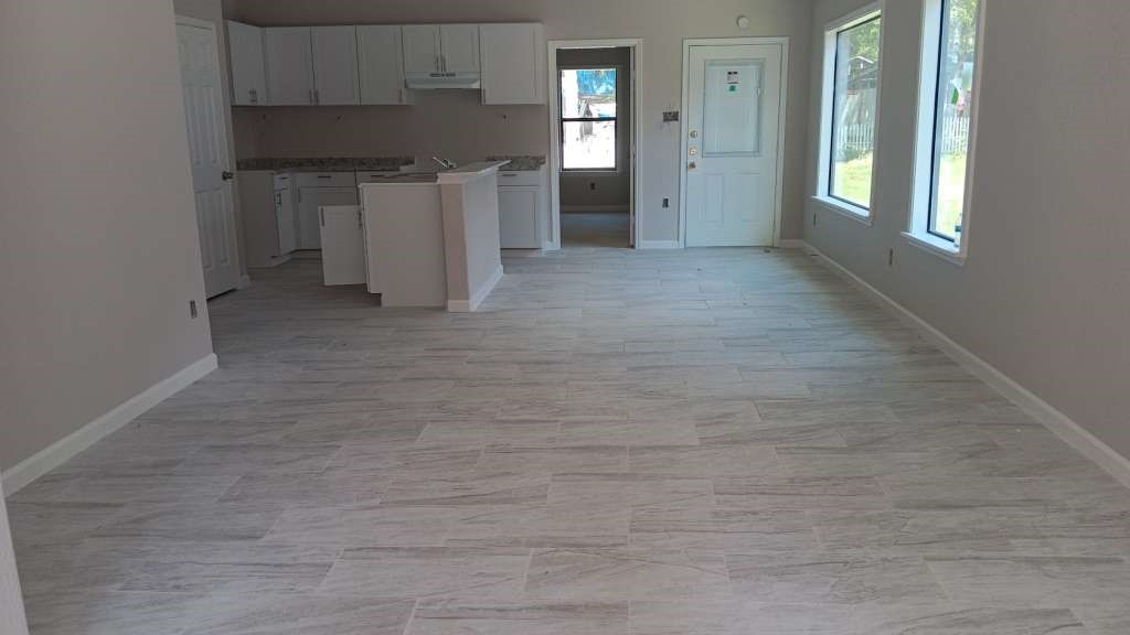 551 White Oak Drive Property Photo 5