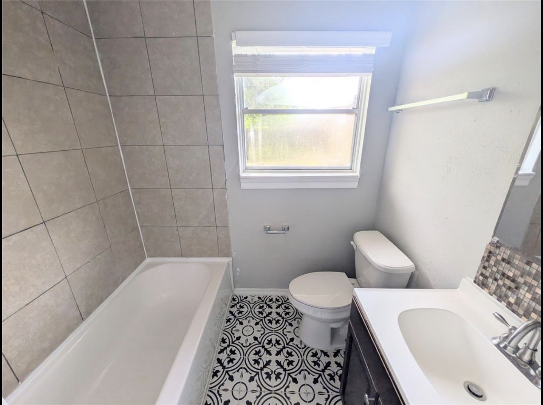 2819 Dragonwick Drive Property Photo 12