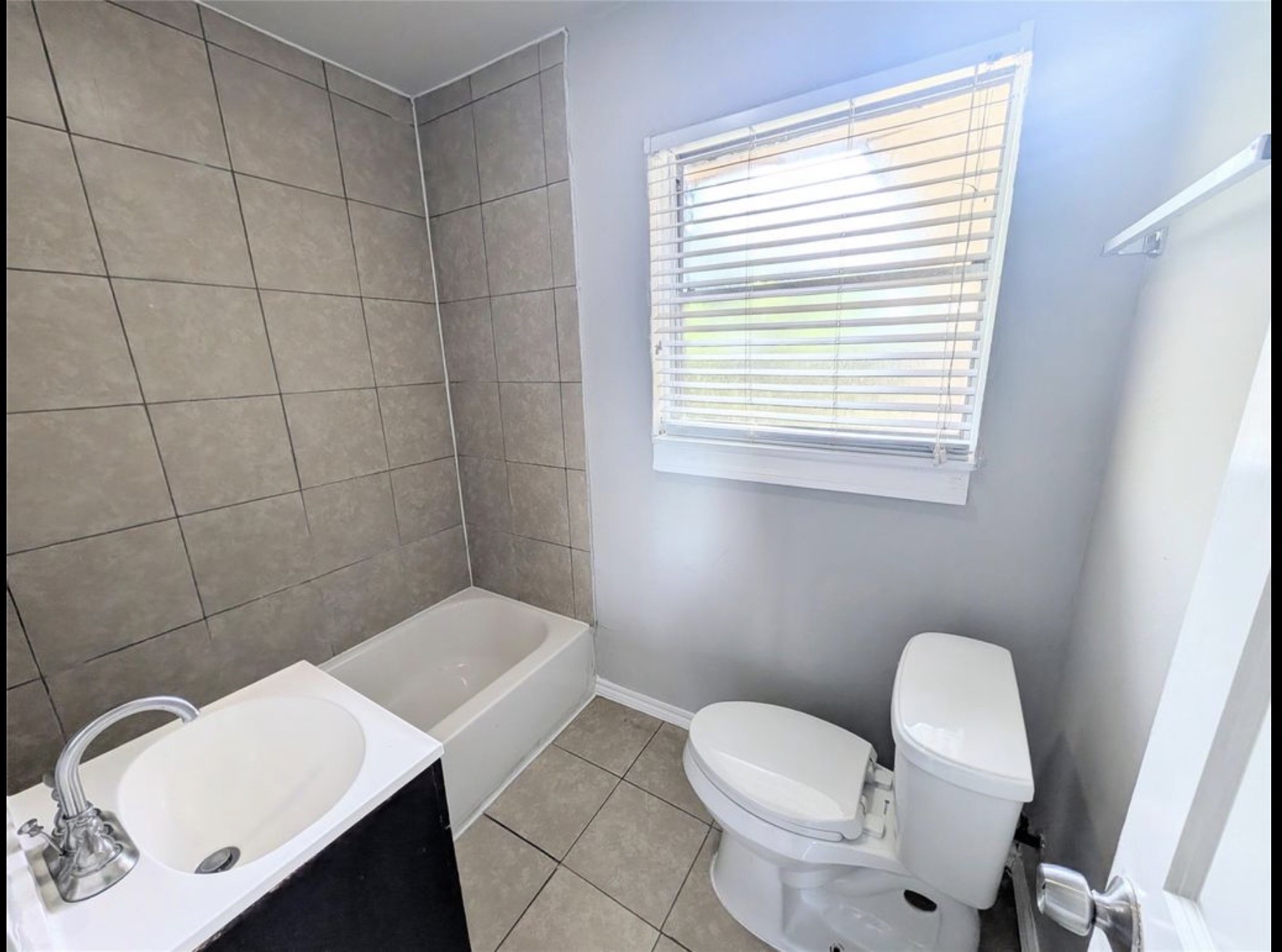 2819 Dragonwick Drive Property Photo 15