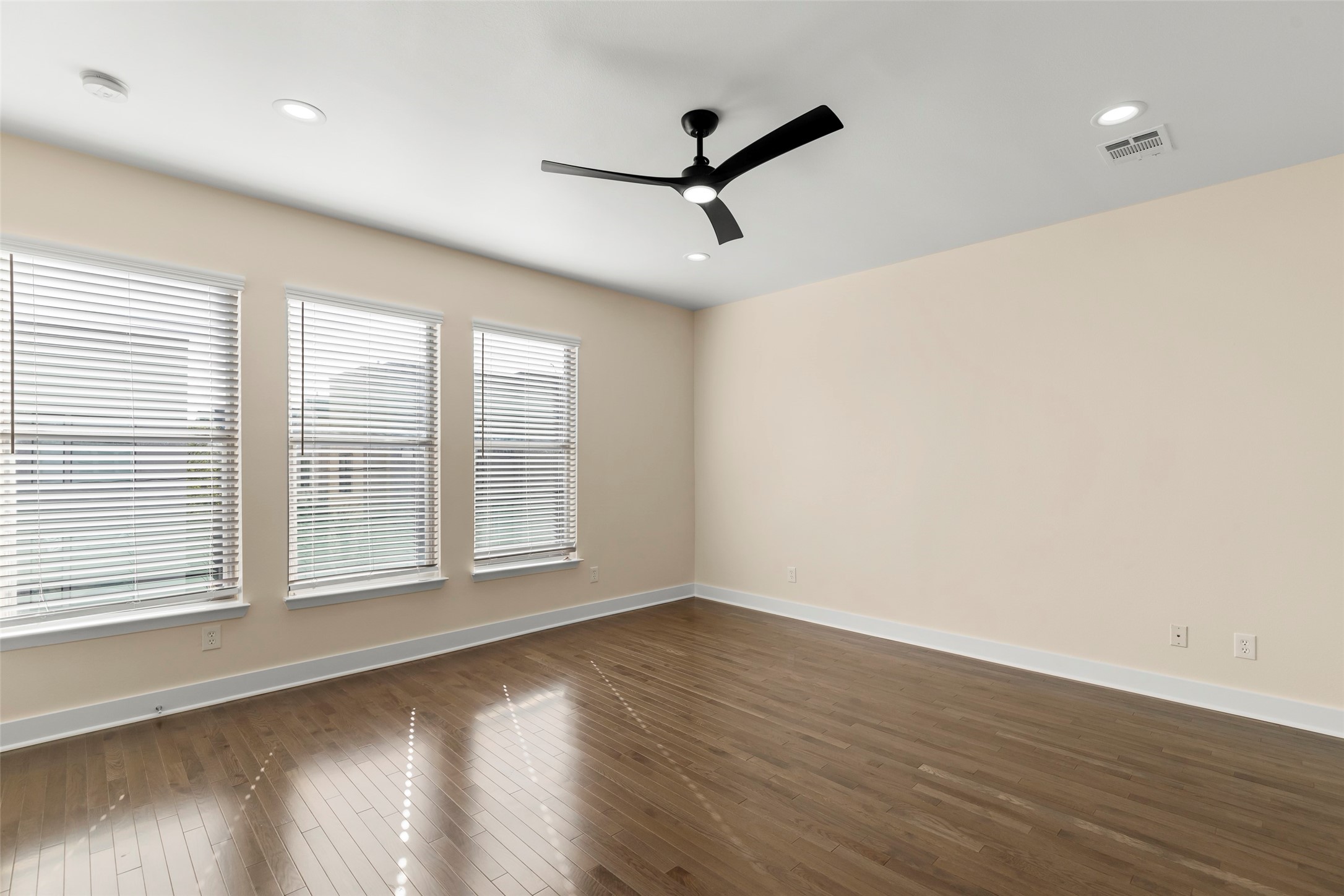 903 Roy Street Property Photo 20