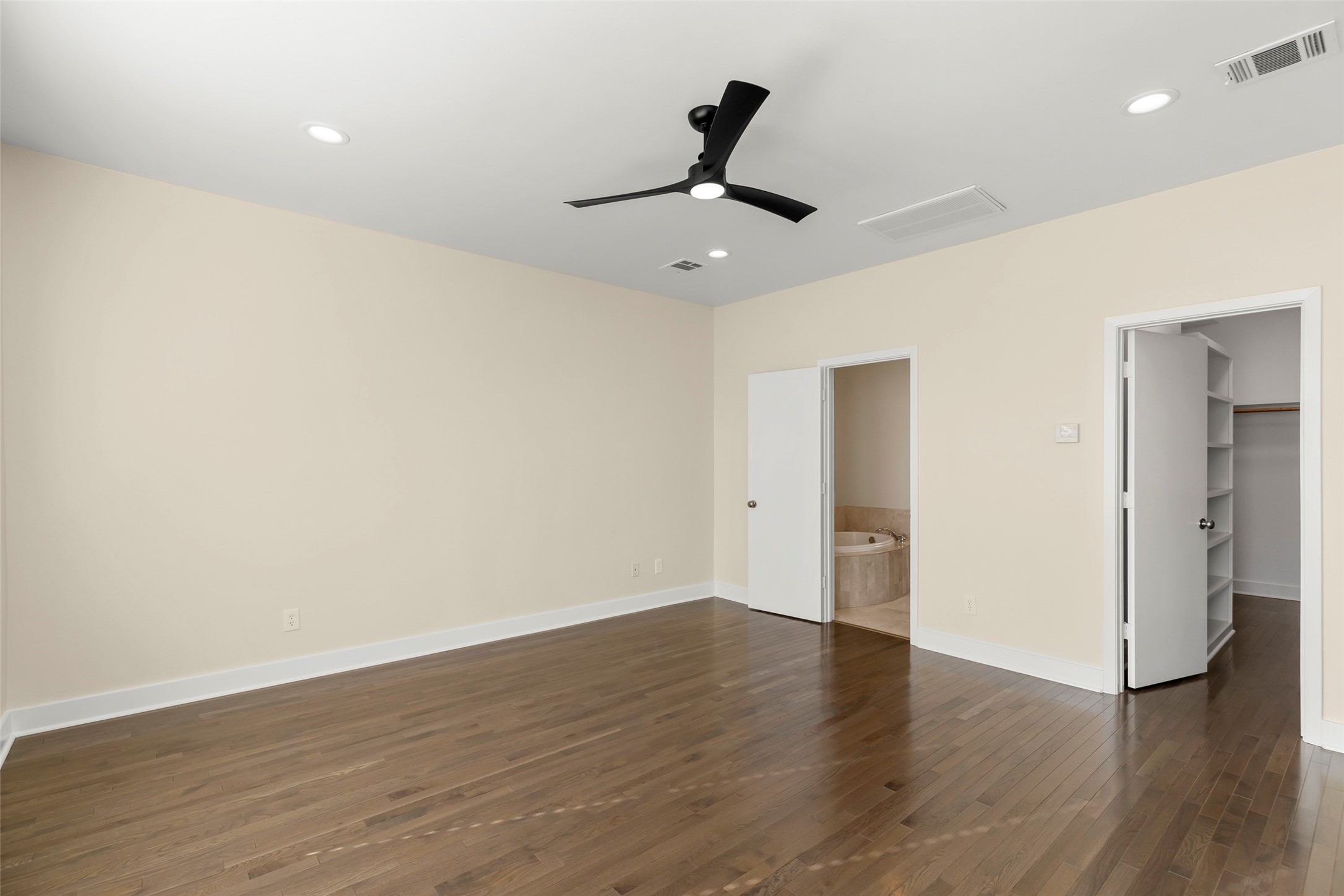 903 Roy Street Property Photo 21