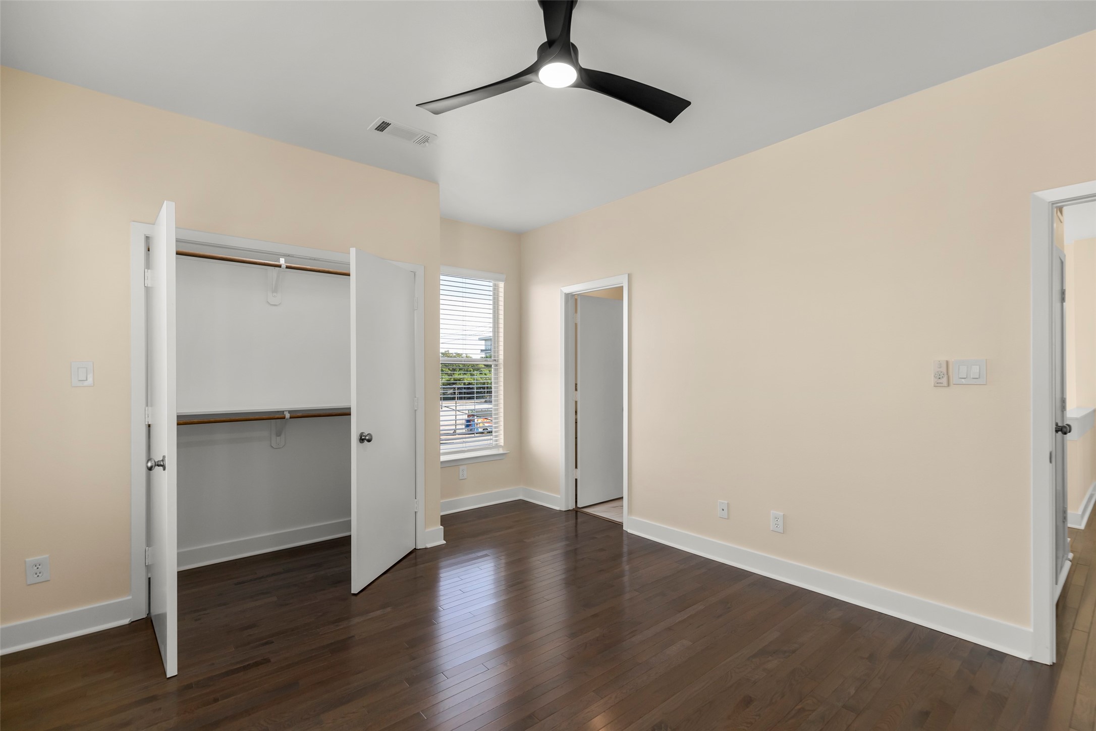 903 Roy Street Property Photo 27