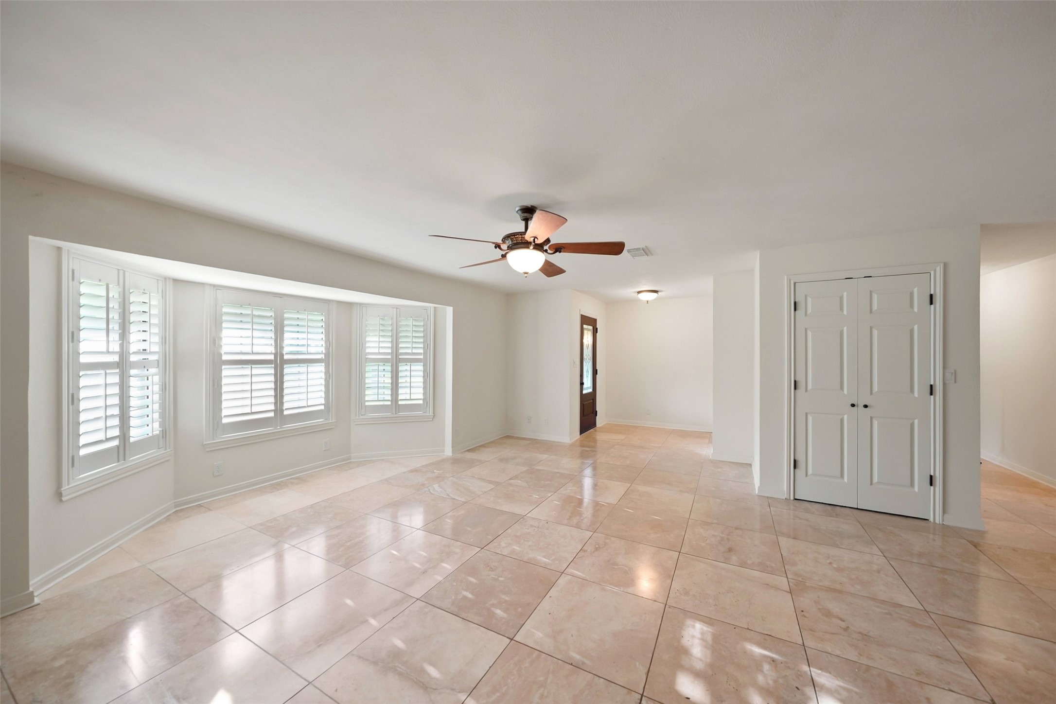 83 County Road 3189c Property Photo 6