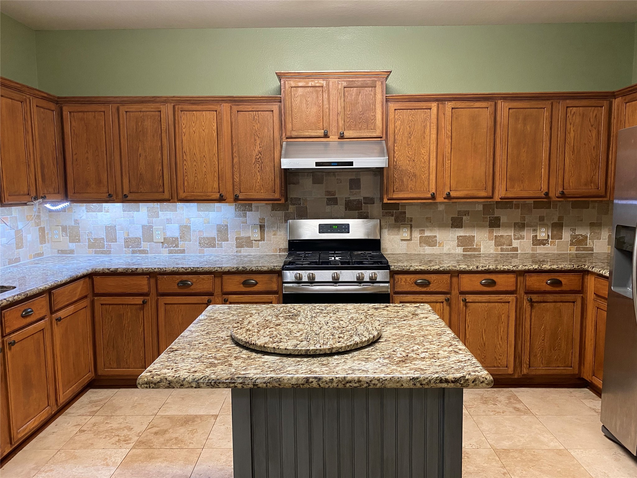 2714 Orchard Creek Lane Property Photo 6
