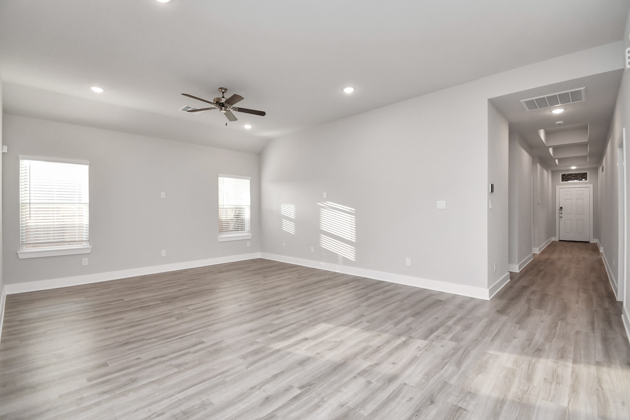 7510 Terramar Bay Lane Property Photo 3