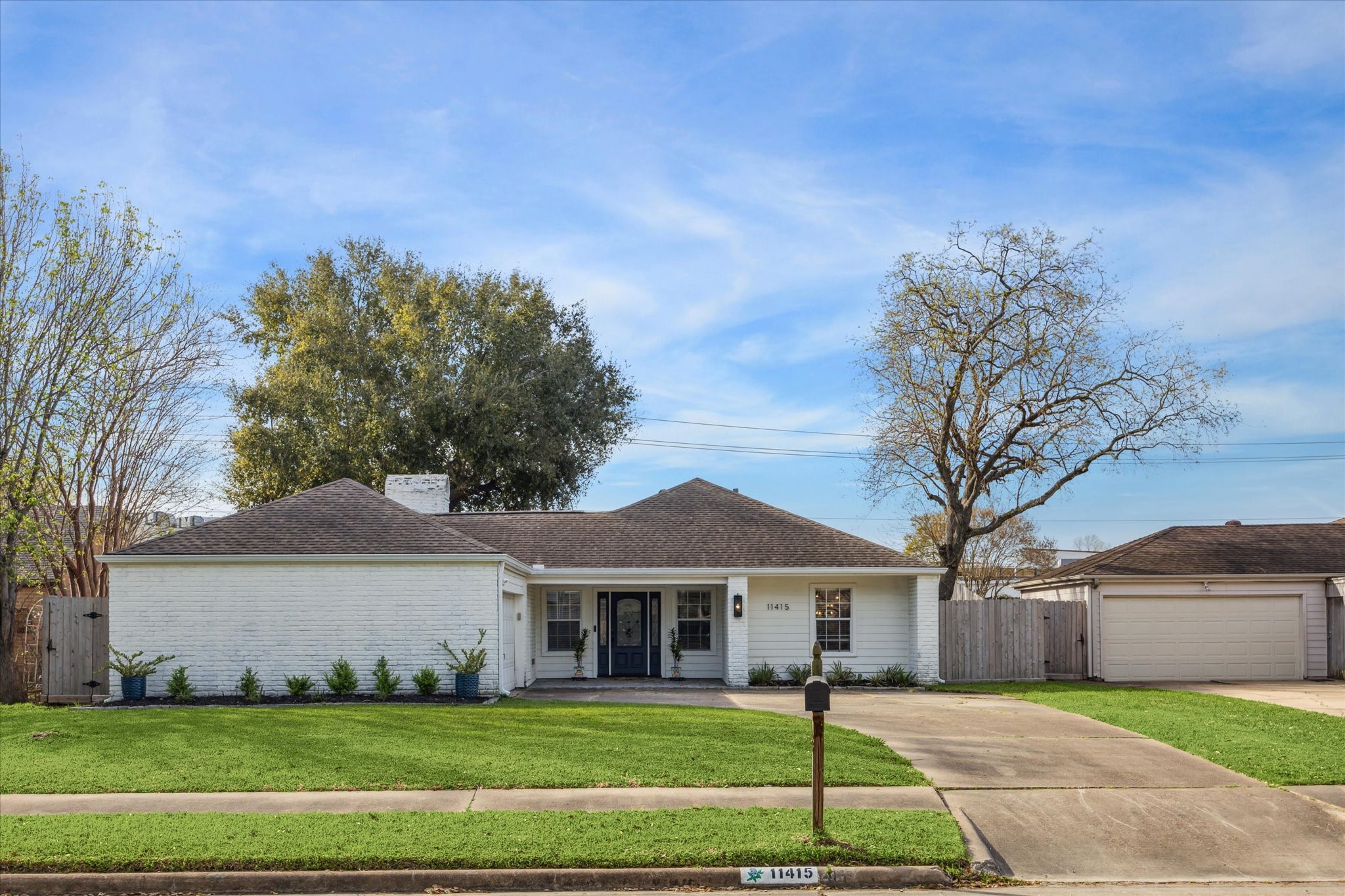 11415 Wickersham Lane Property Photo