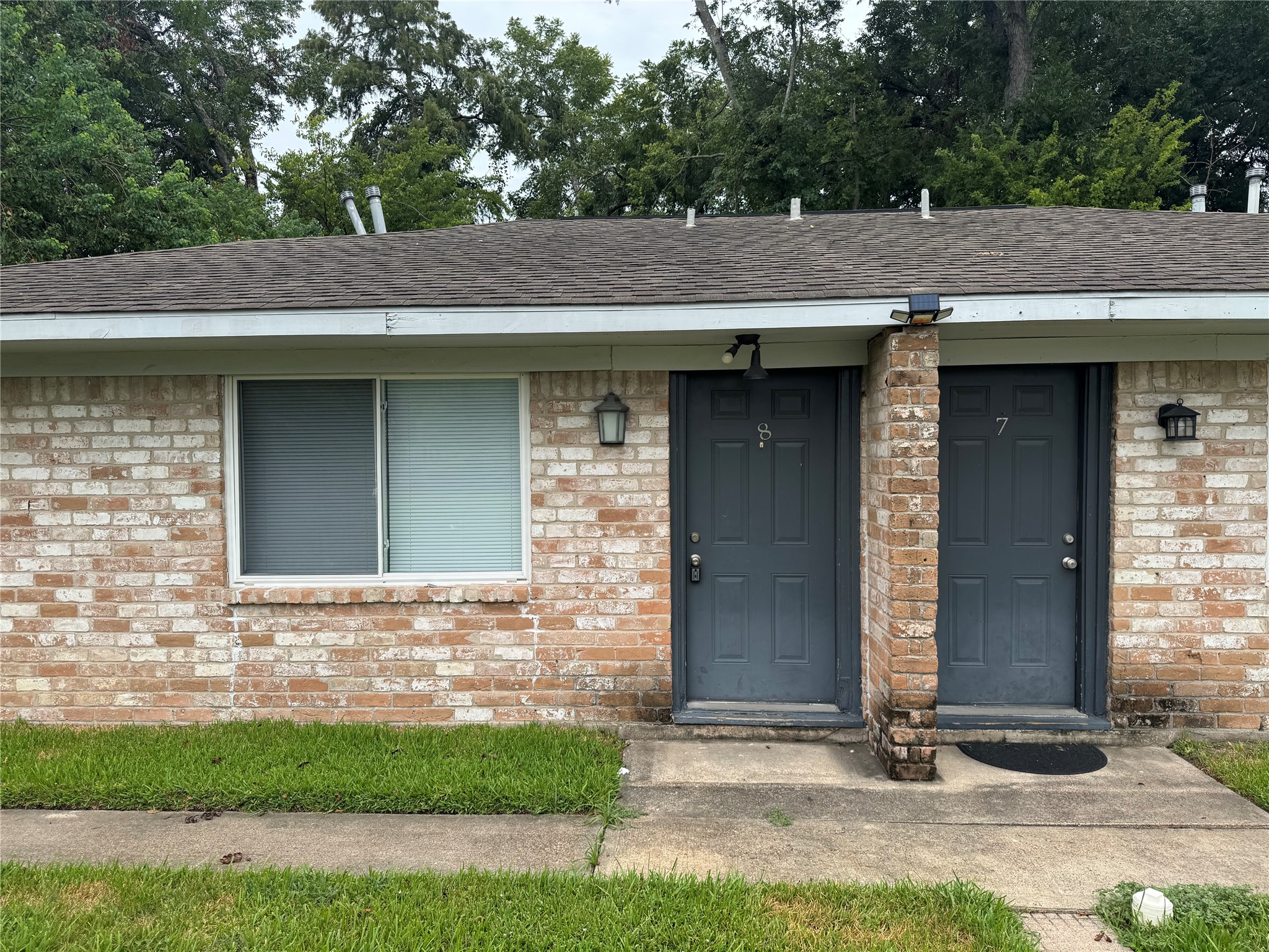 604 Wilson Road 8 Property Photo 1