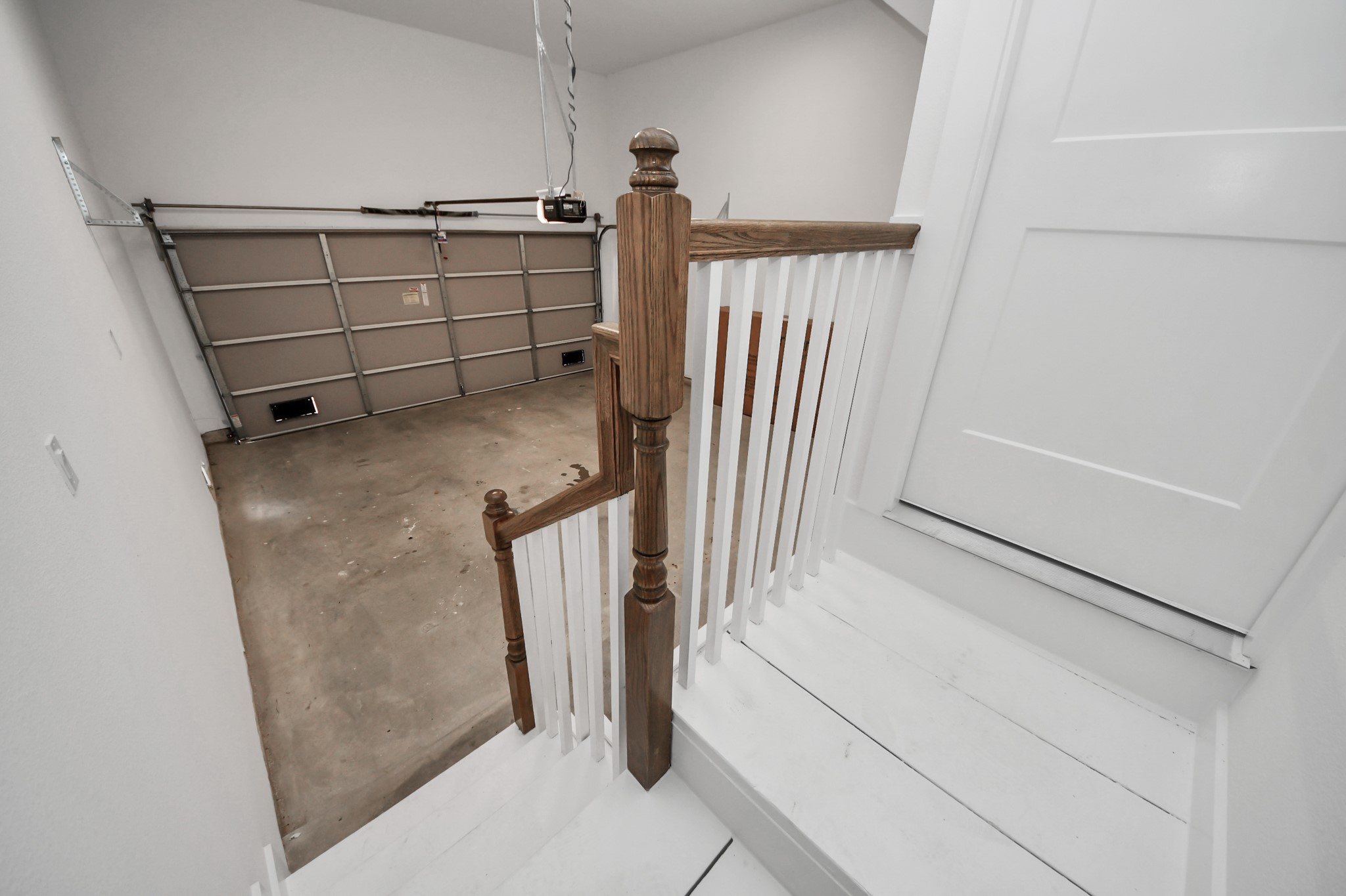 2428 Ella Boulevard Property Photo 8