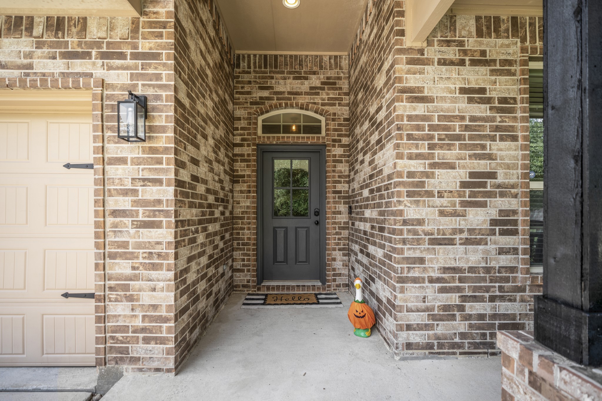 9474 E Woodmark Property Photo 3