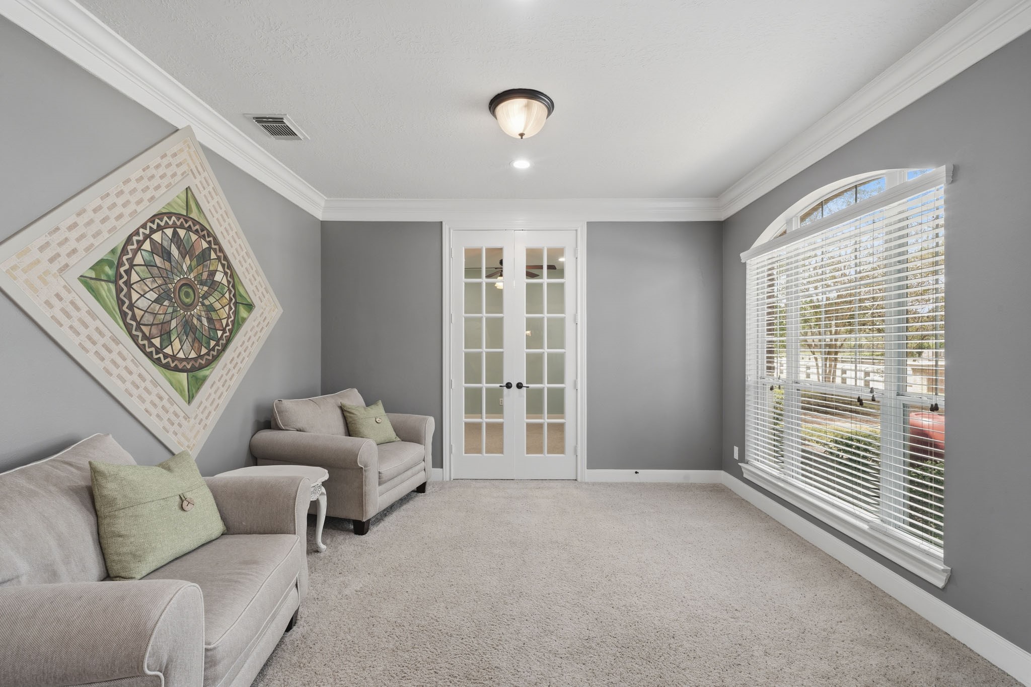 10502 Shipmans Landing Drive Property Photo 5