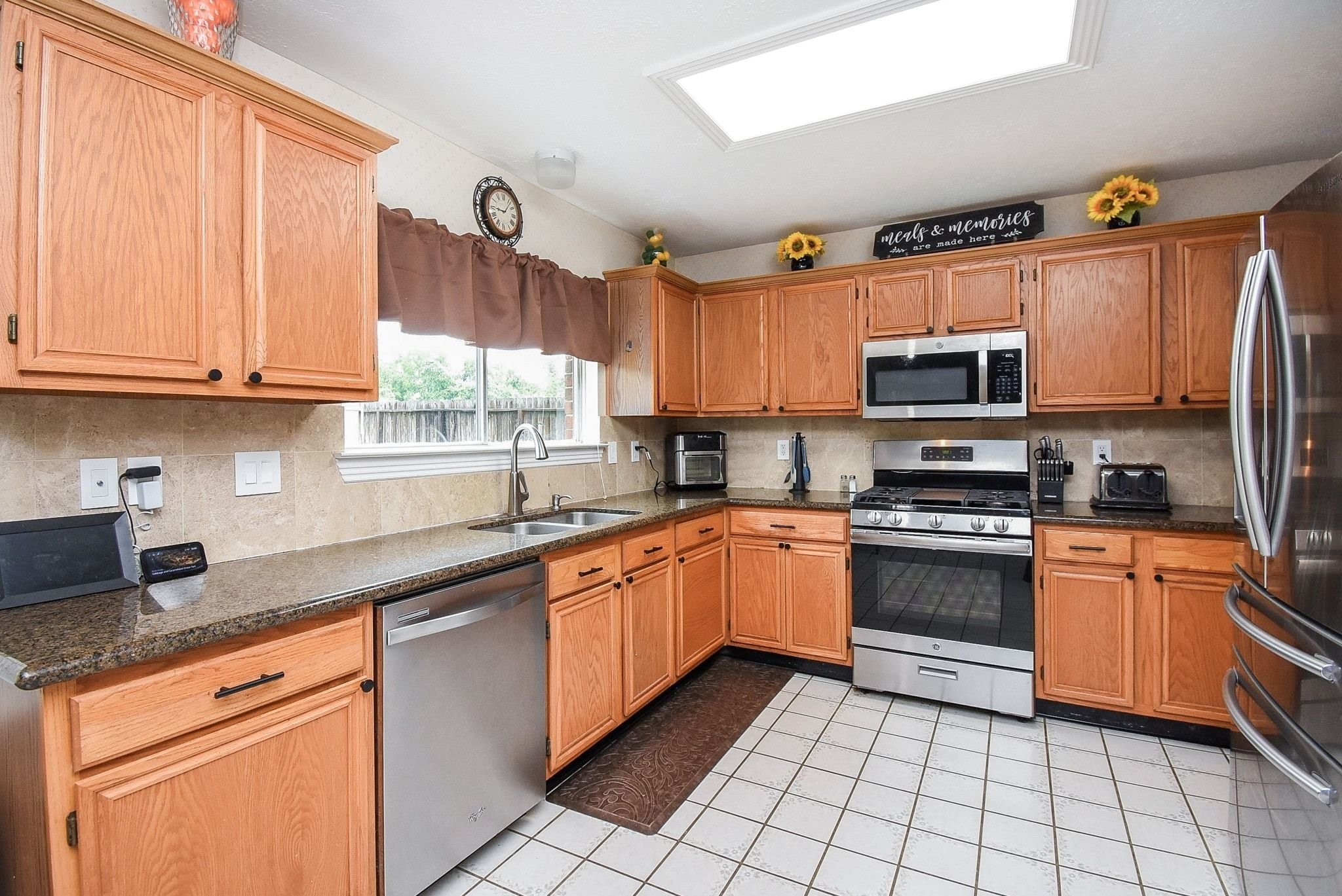 3643 Timothy Lane Property Photo 12