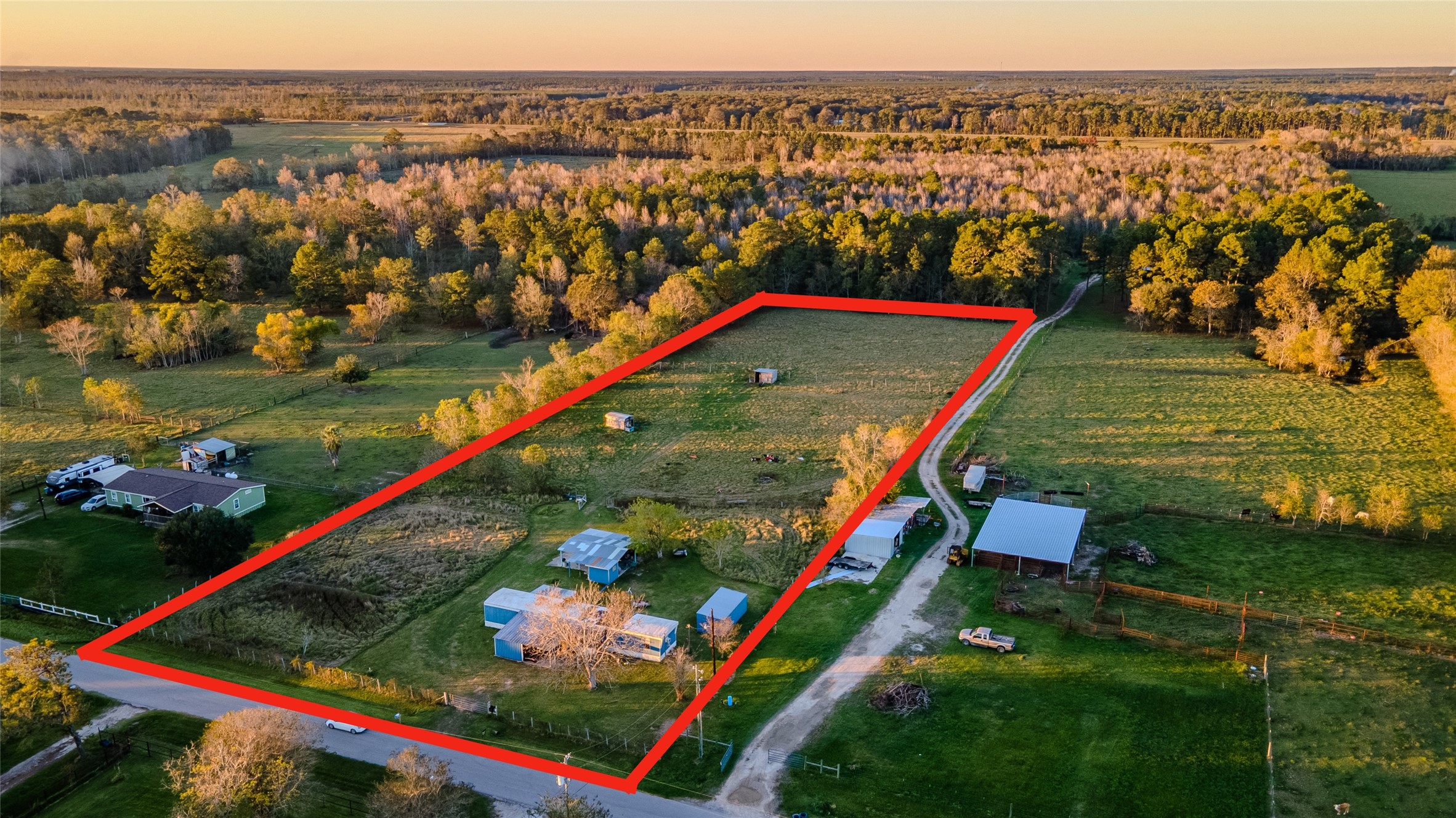 846 County Road 685 Road Property Photo 1