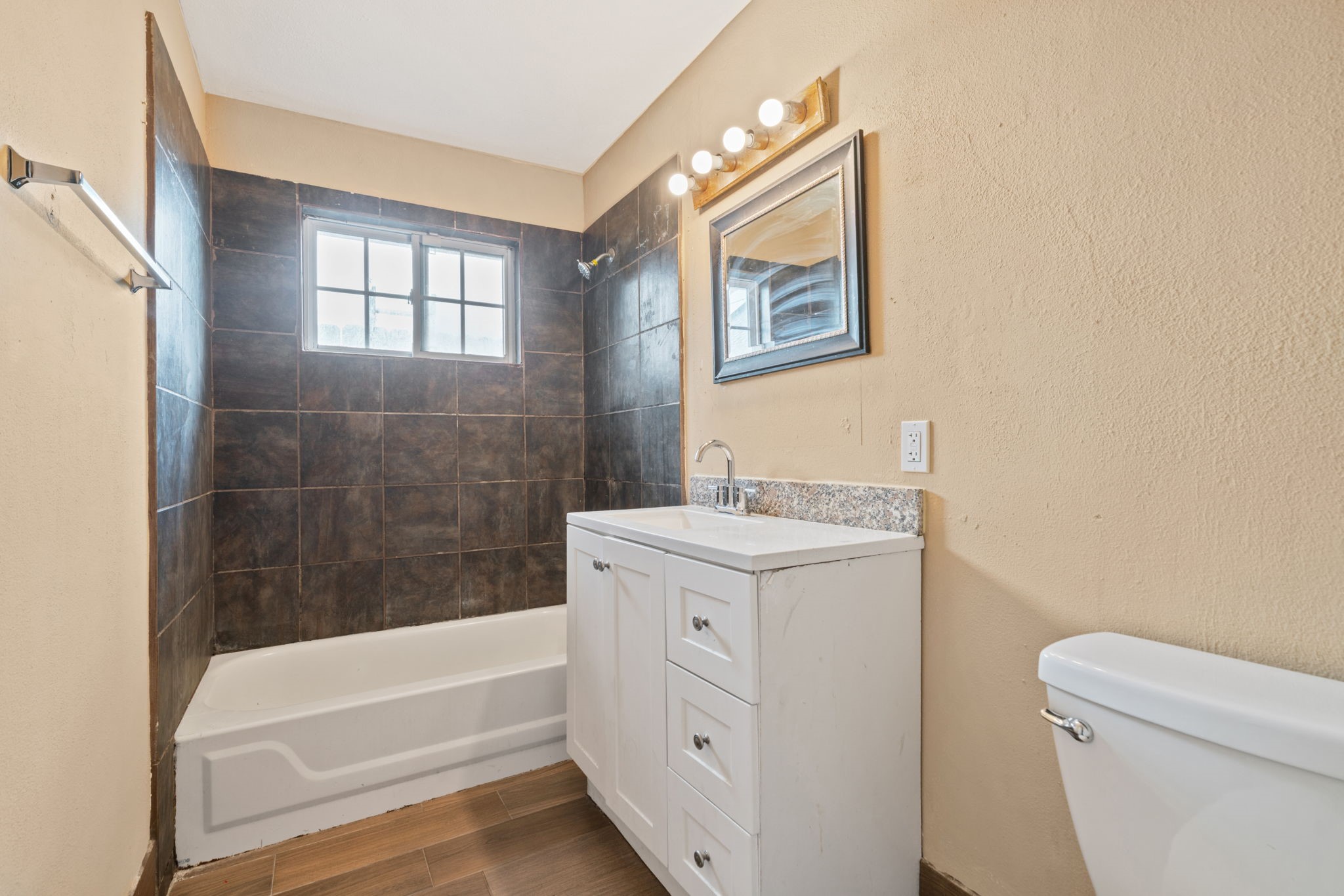 16719 Sky Blue Lane Property Photo 15