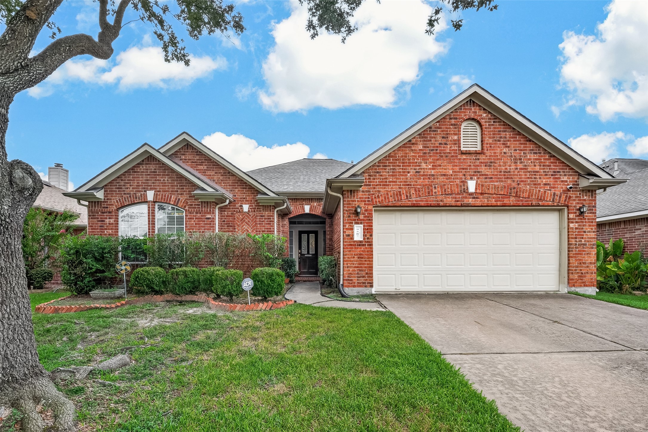 9507 Carsonmont Lane Property Photo 1