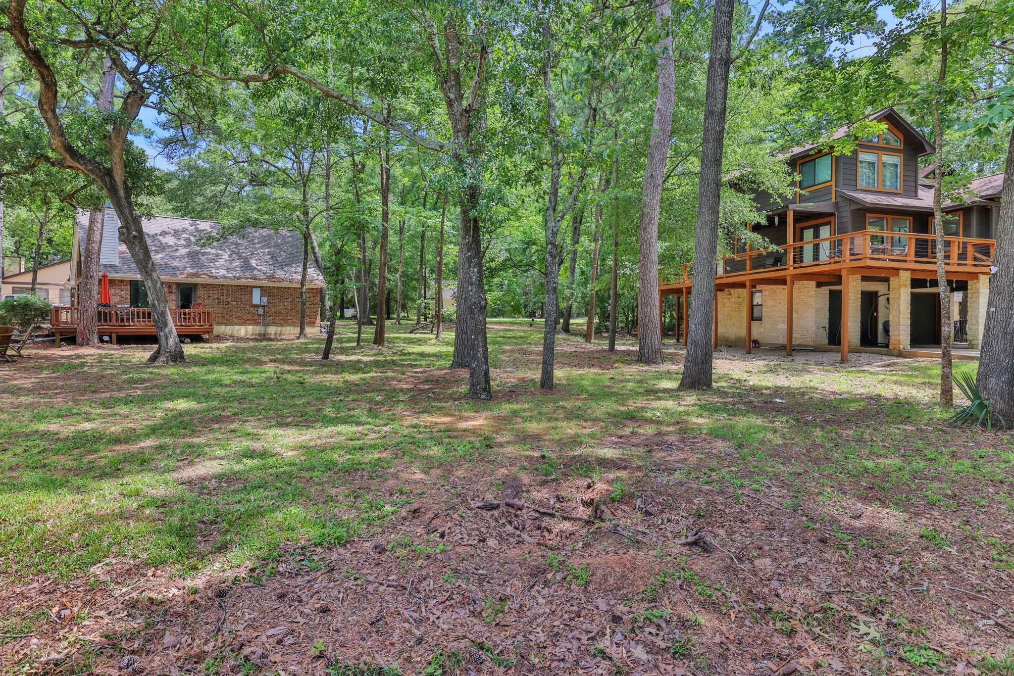 90 N Royale Greens Drive Property Photo 3