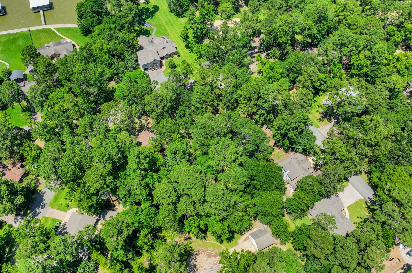 90 N Royale Greens Drive Property Photo 8