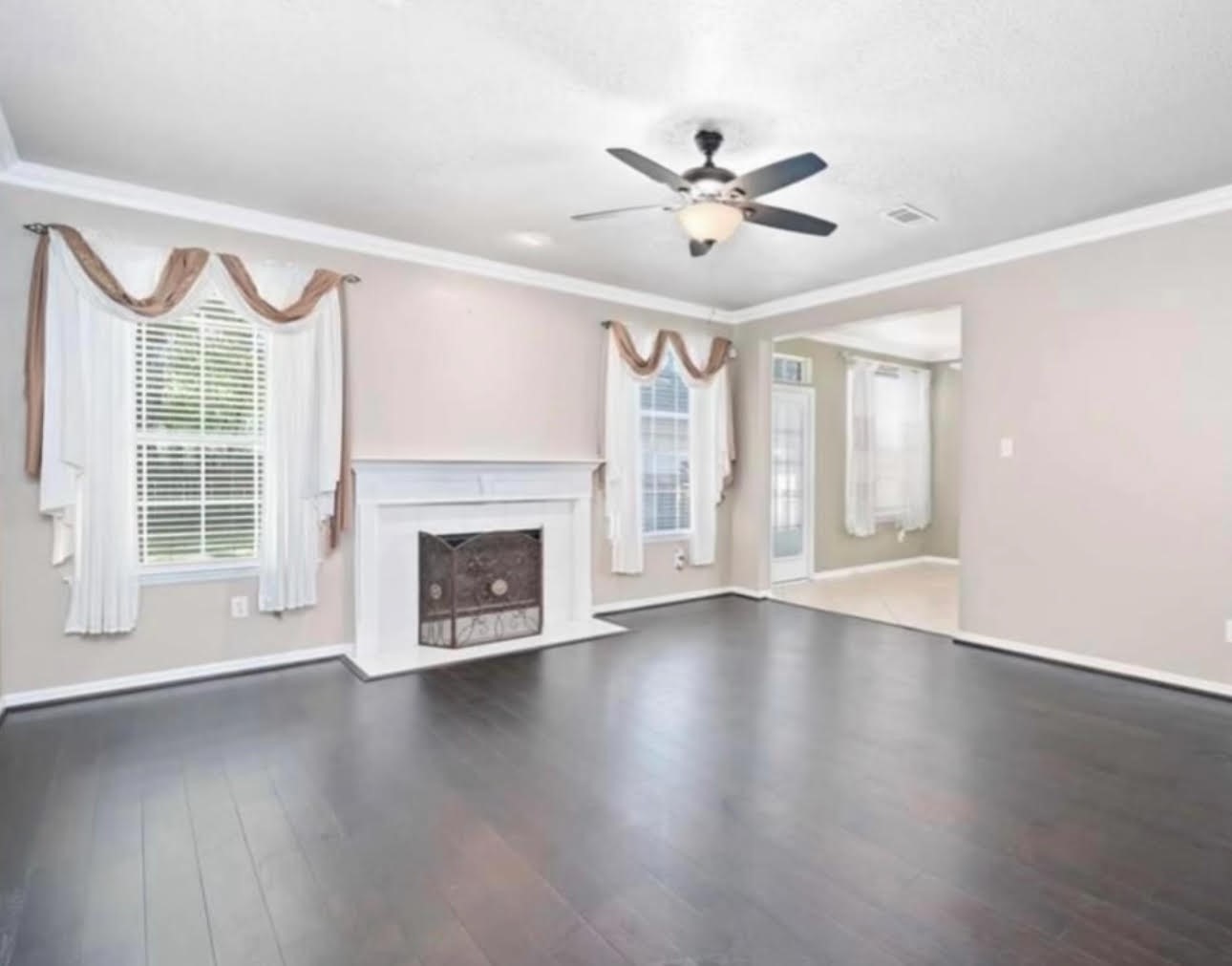 3834 Echo Mountain Drive Property Photo 2