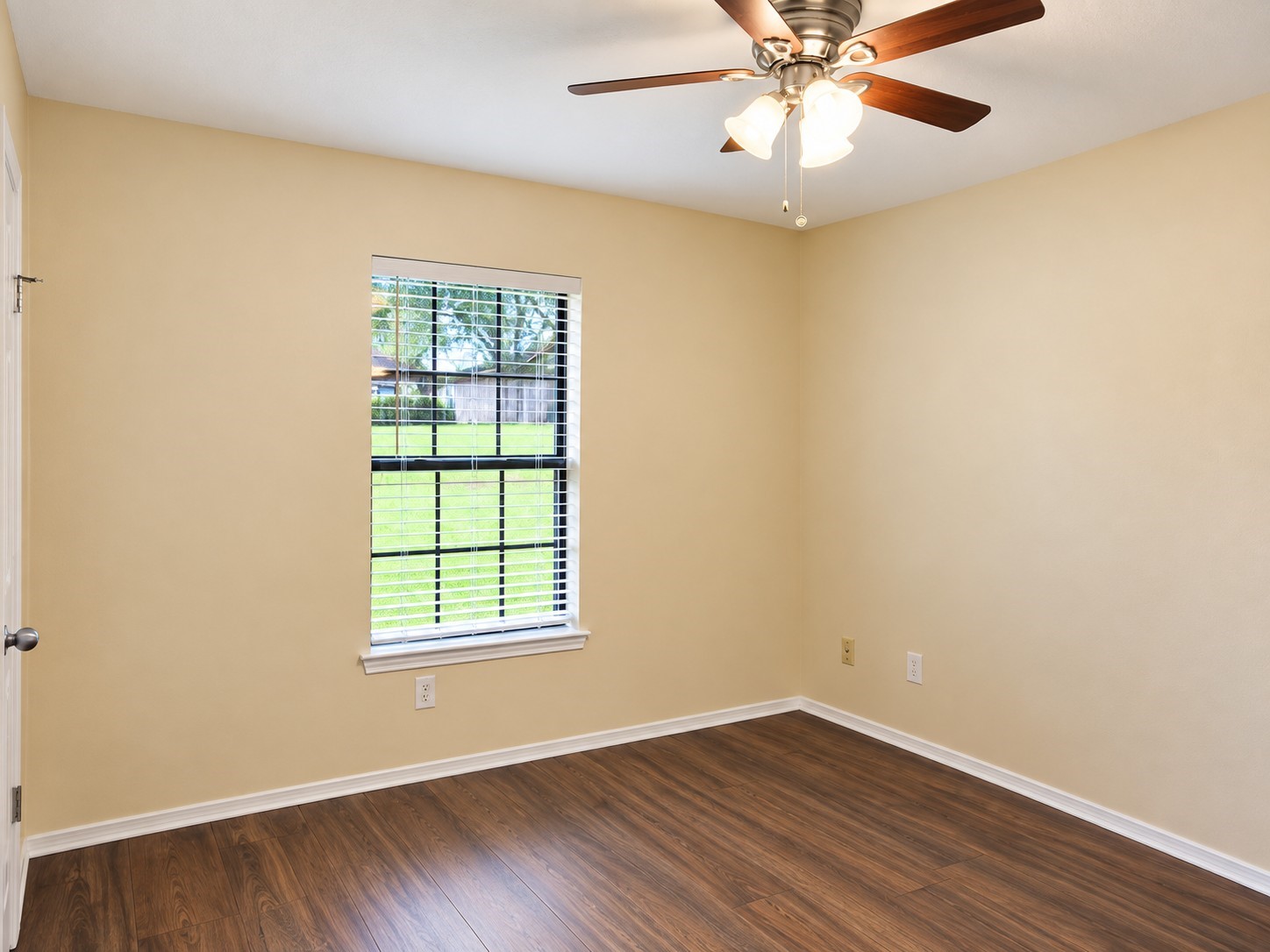 1203 W Jefferson Street Property Photo 12