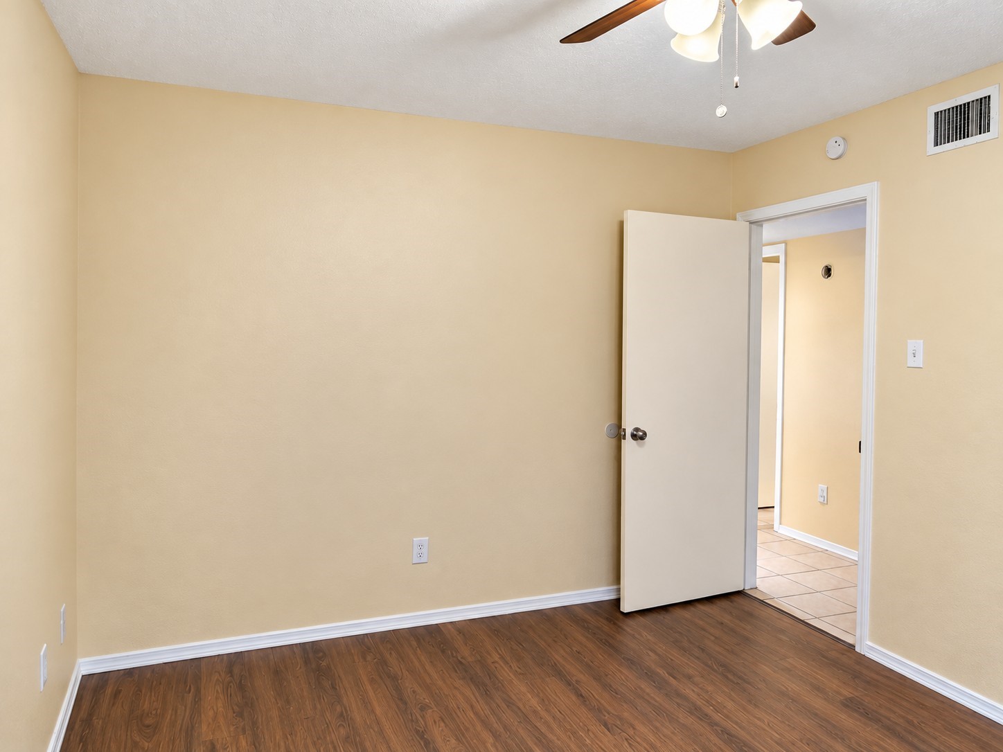 1203 W Jefferson Street Property Photo 13