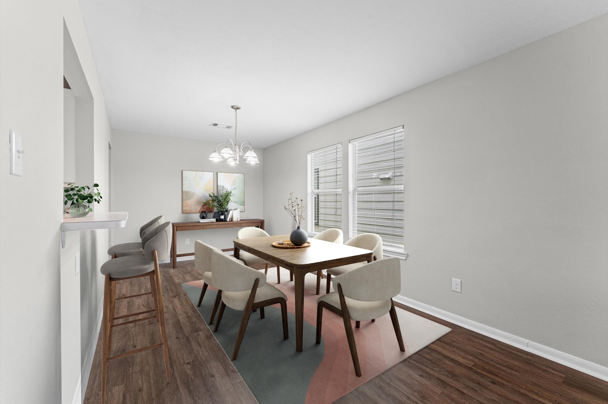 1424 Ruthven Street Property Photo 9