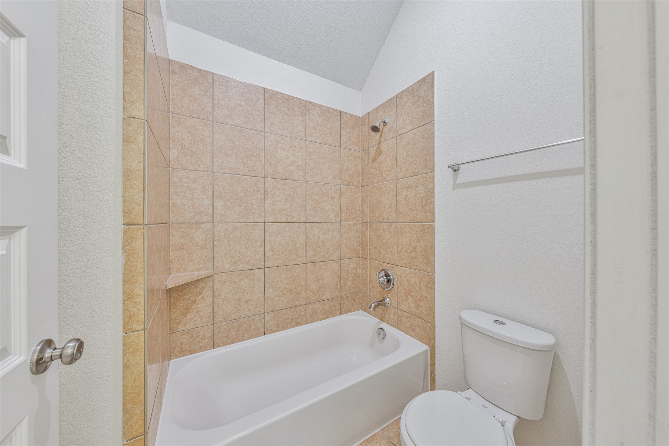 24618 Windmill Canyon Lane Property Photo 32