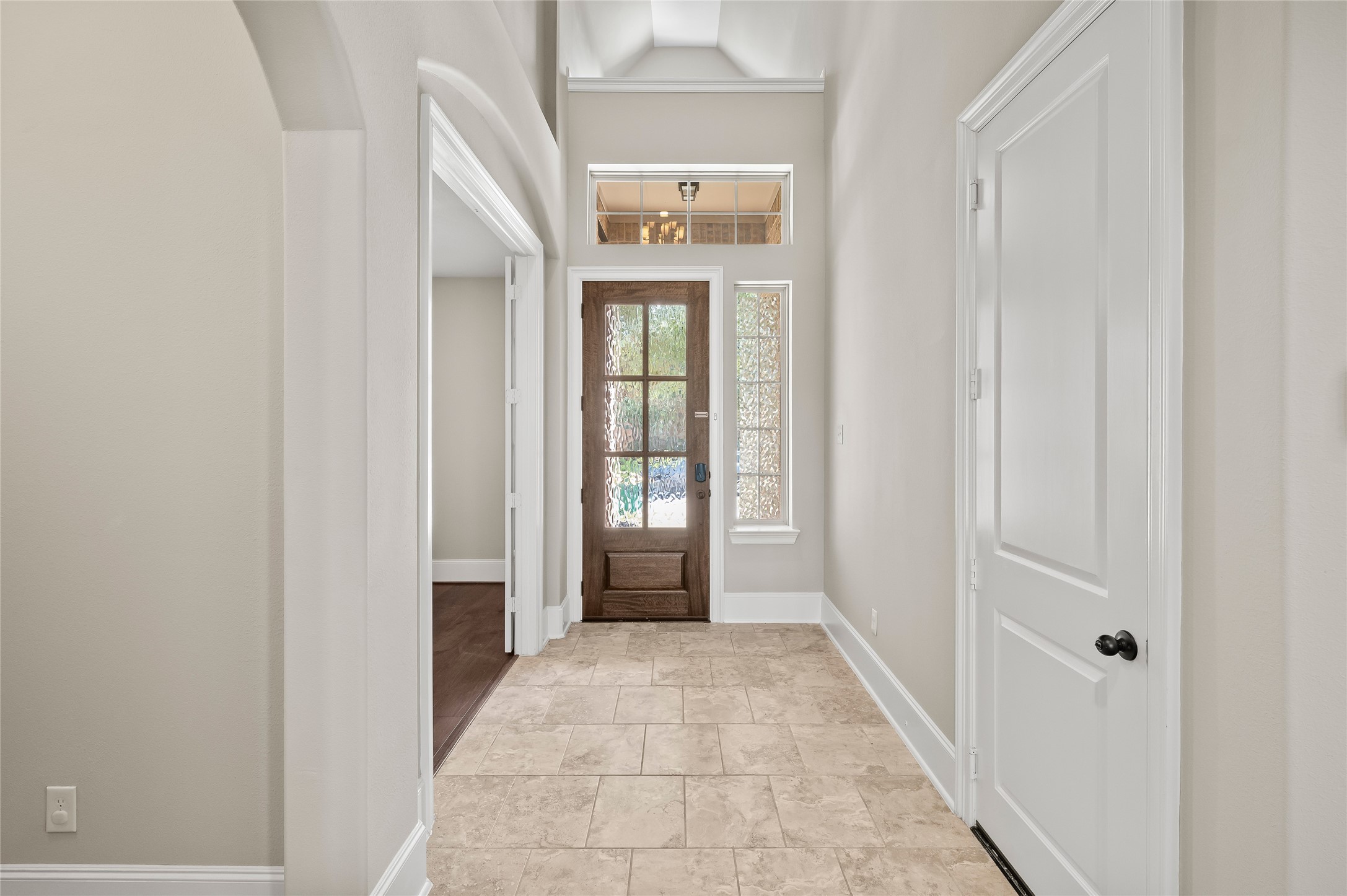 1714 Wickham Reach Drive Property Photo 6