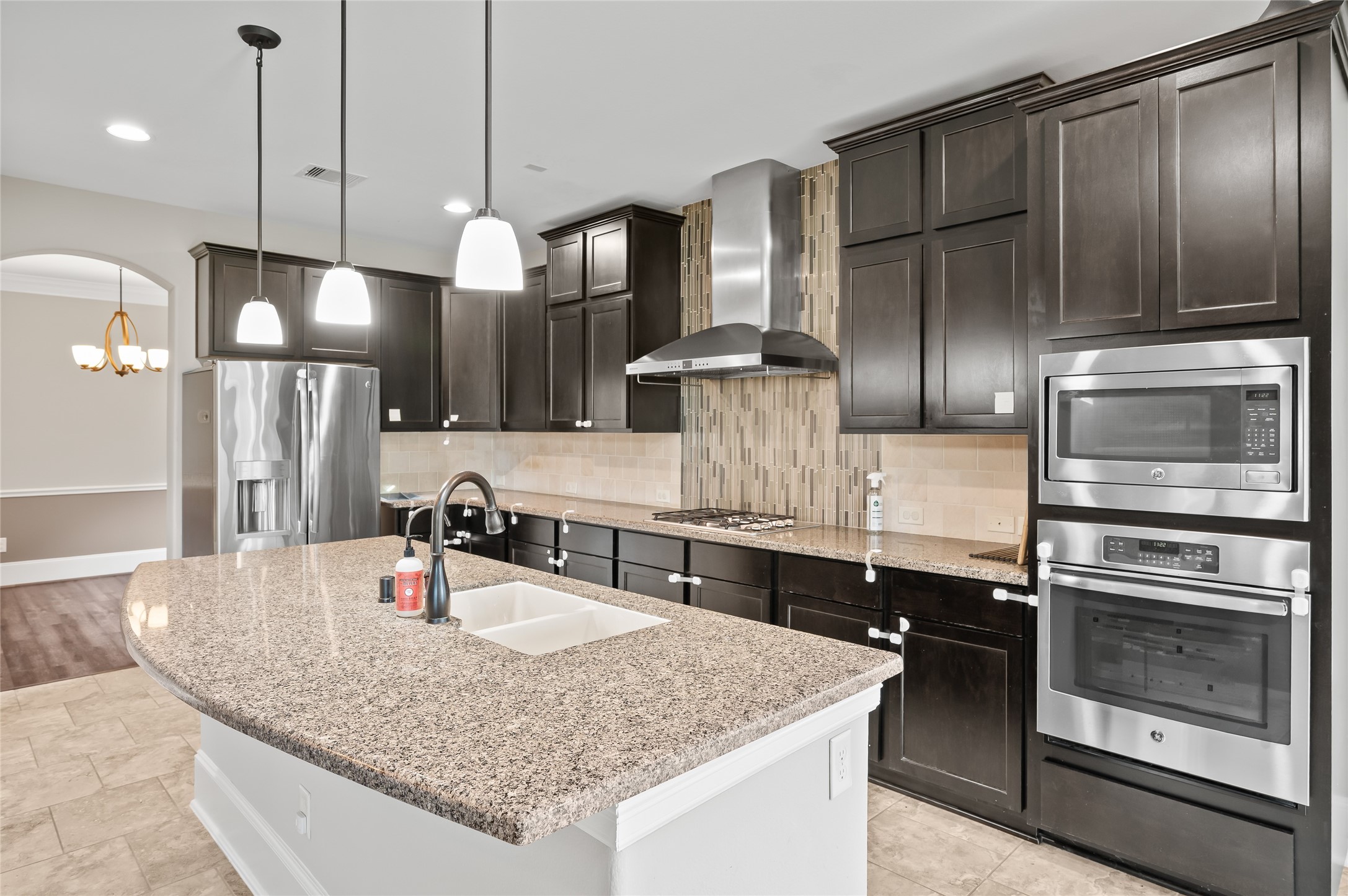 1714 Wickham Reach Drive Property Photo 13