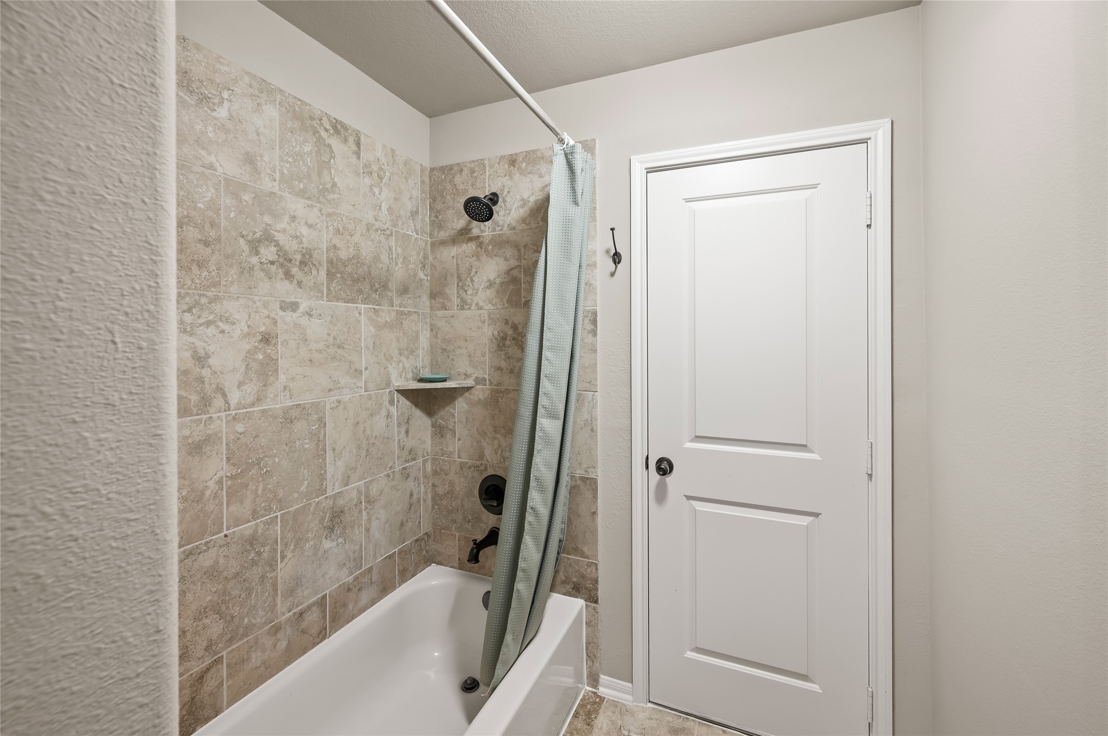 1714 Wickham Reach Drive Property Photo 32