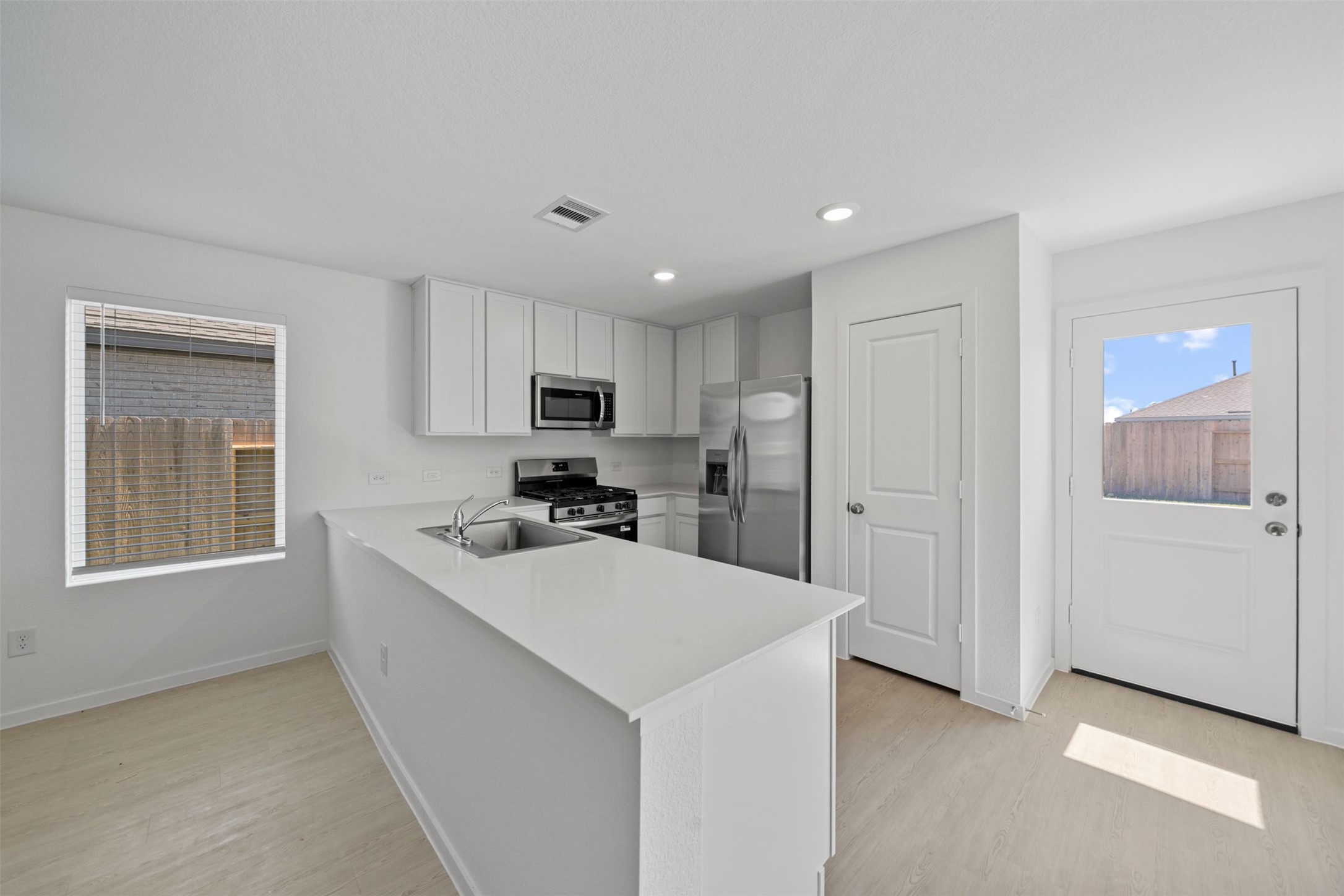 29031 Great Flatland Trail Property Photo 9