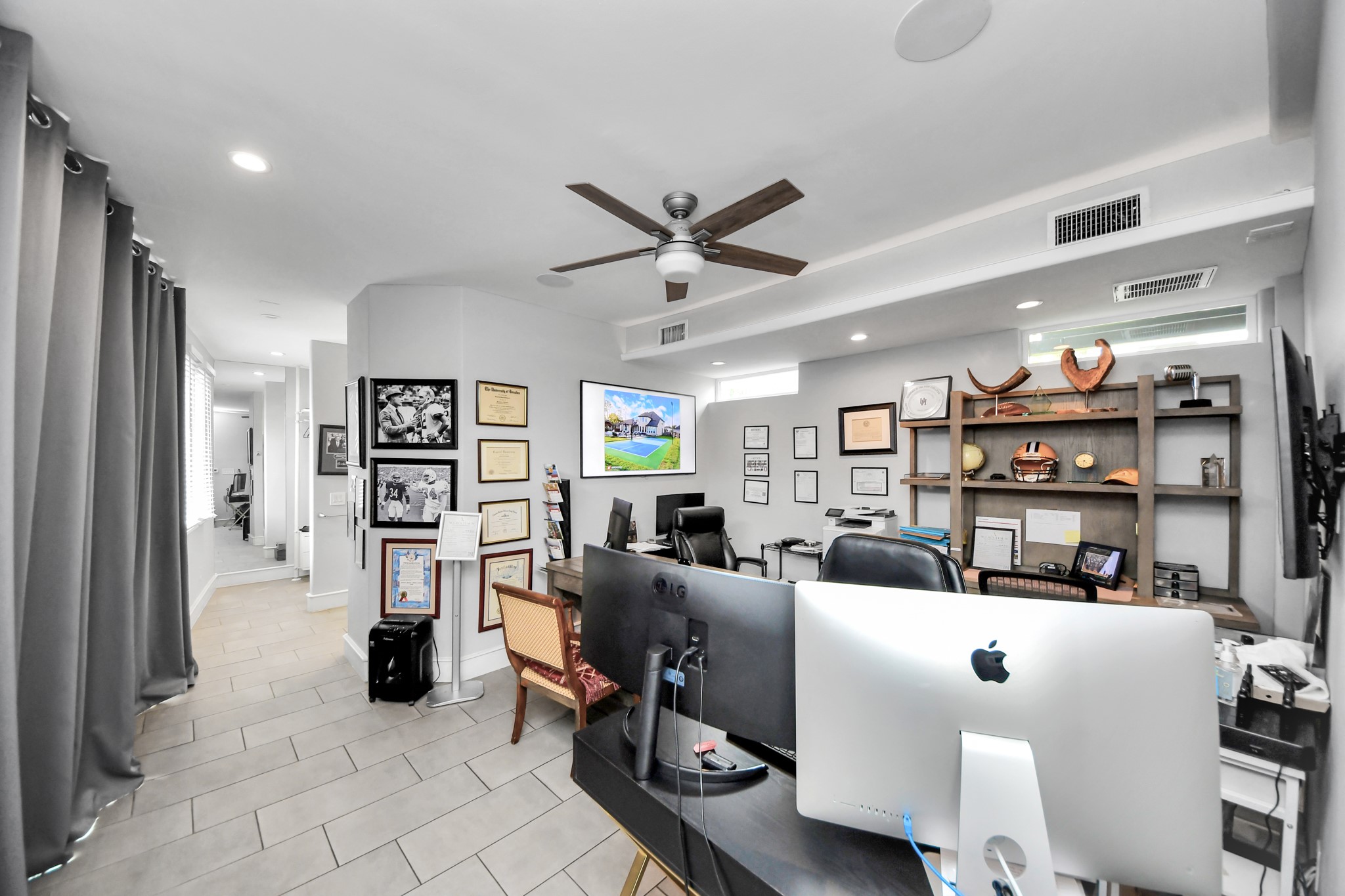 1614 Center Street Property Photo 5