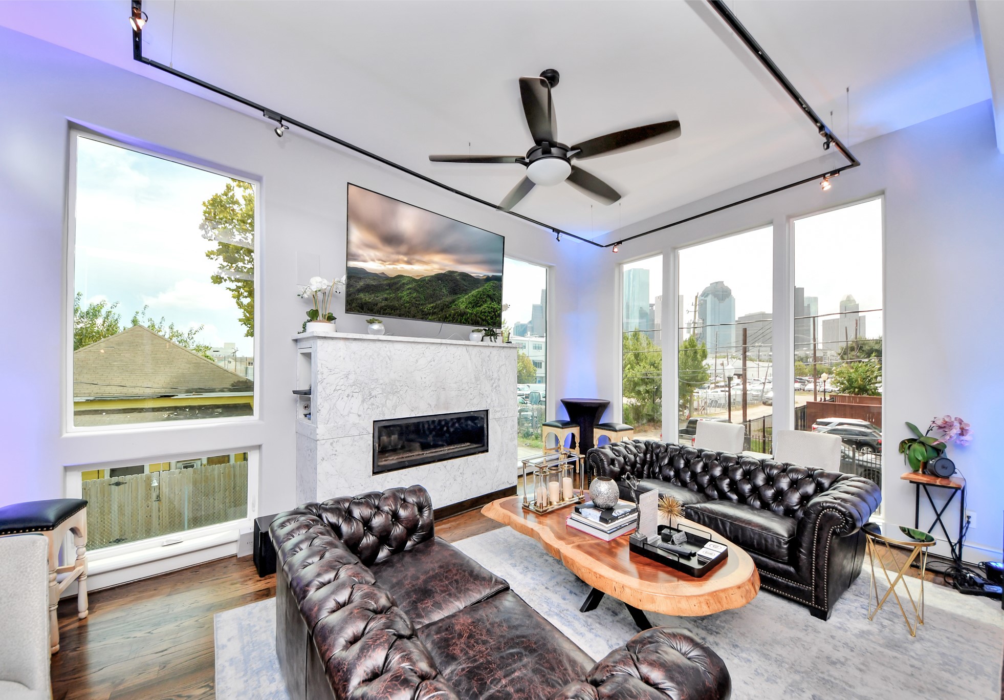 1614 Center Street Property Photo 8