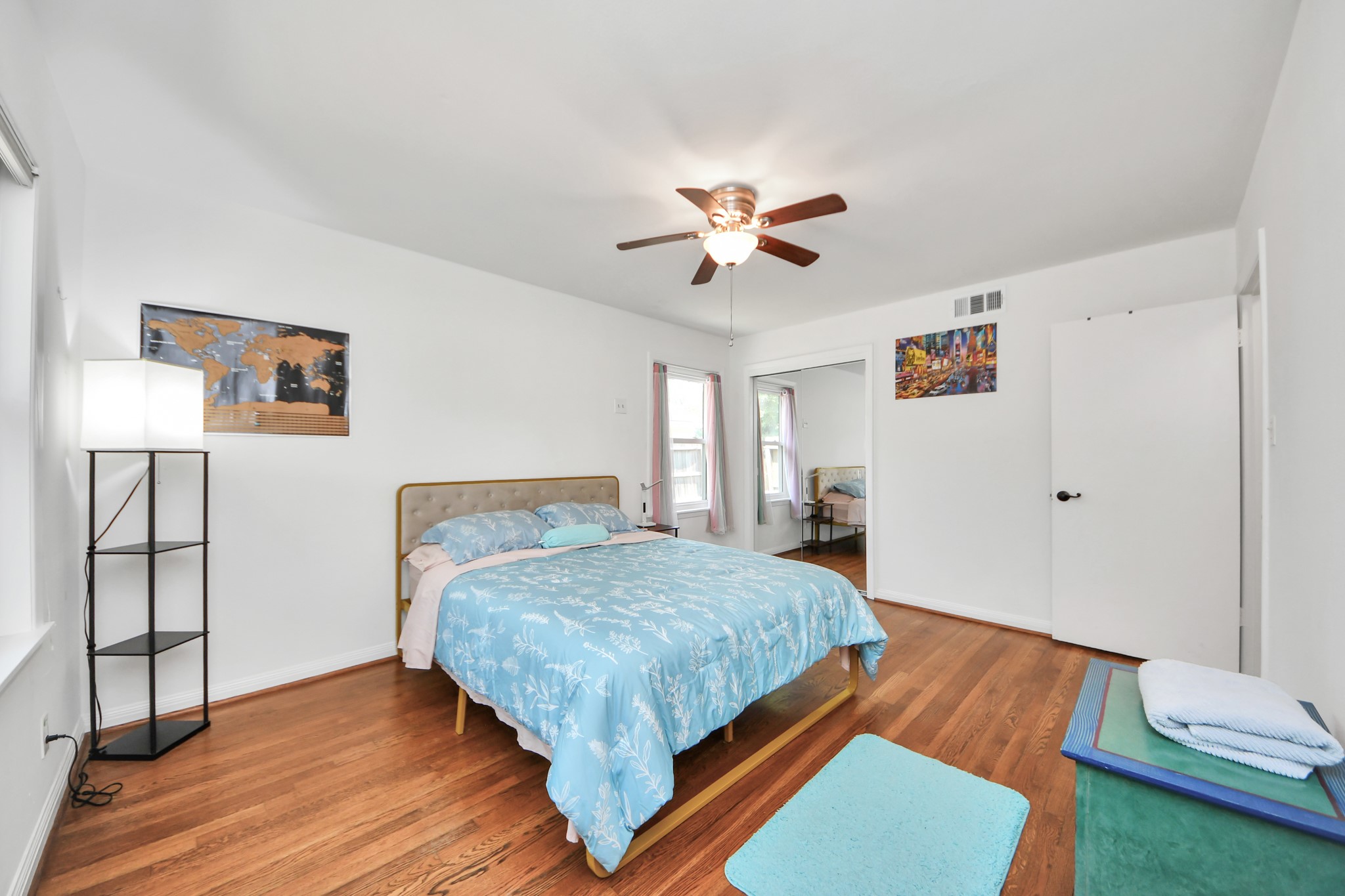 5139 Beechnut Street Property Photo 26