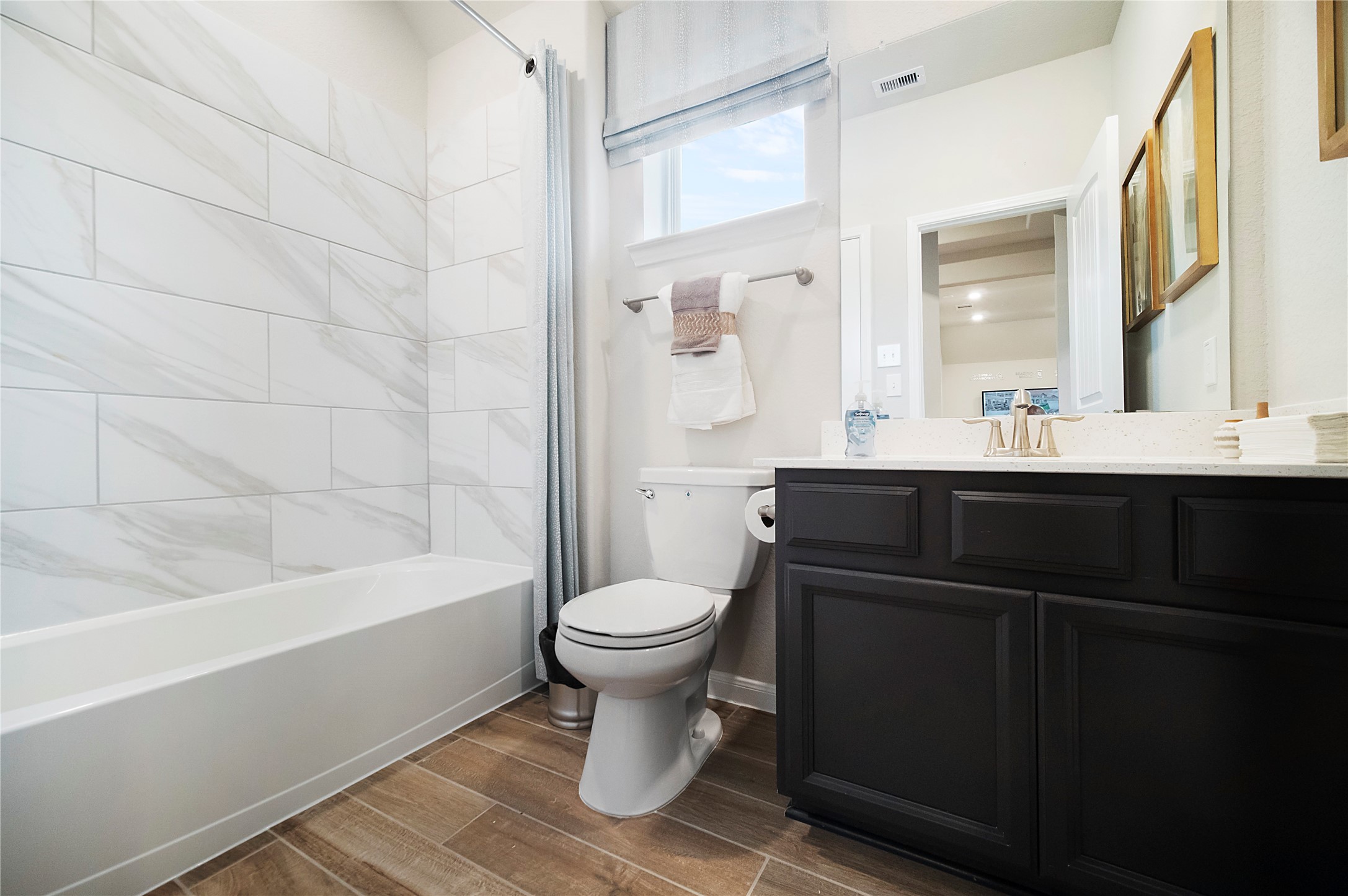 5623 Pearl Vista Drive Property Photo 6