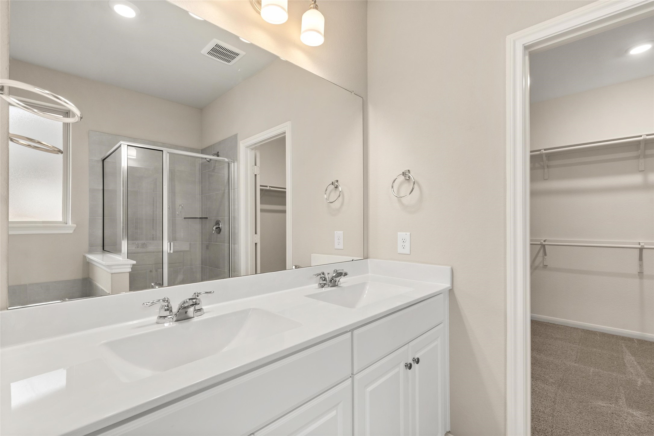 15818 Tall Barberry Lane Property Photo 6