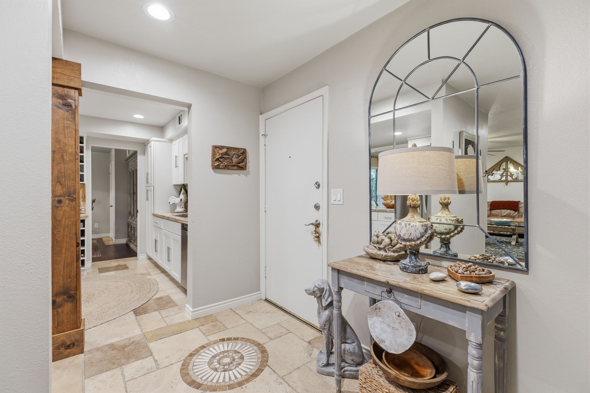 640 S Ripple Creek Drive 640 Property Photo 7