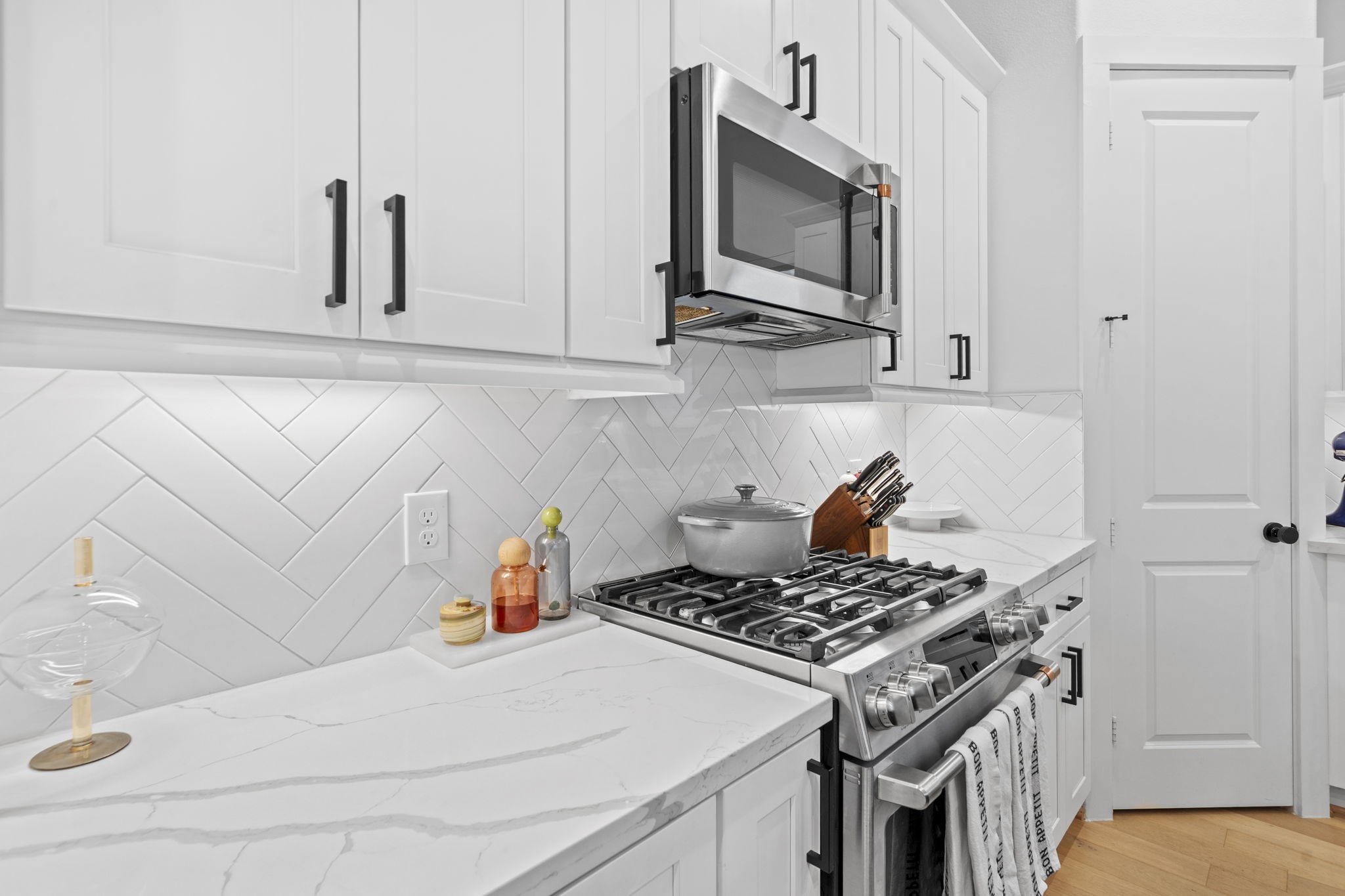 2504 Langston Street Property Photo 20
