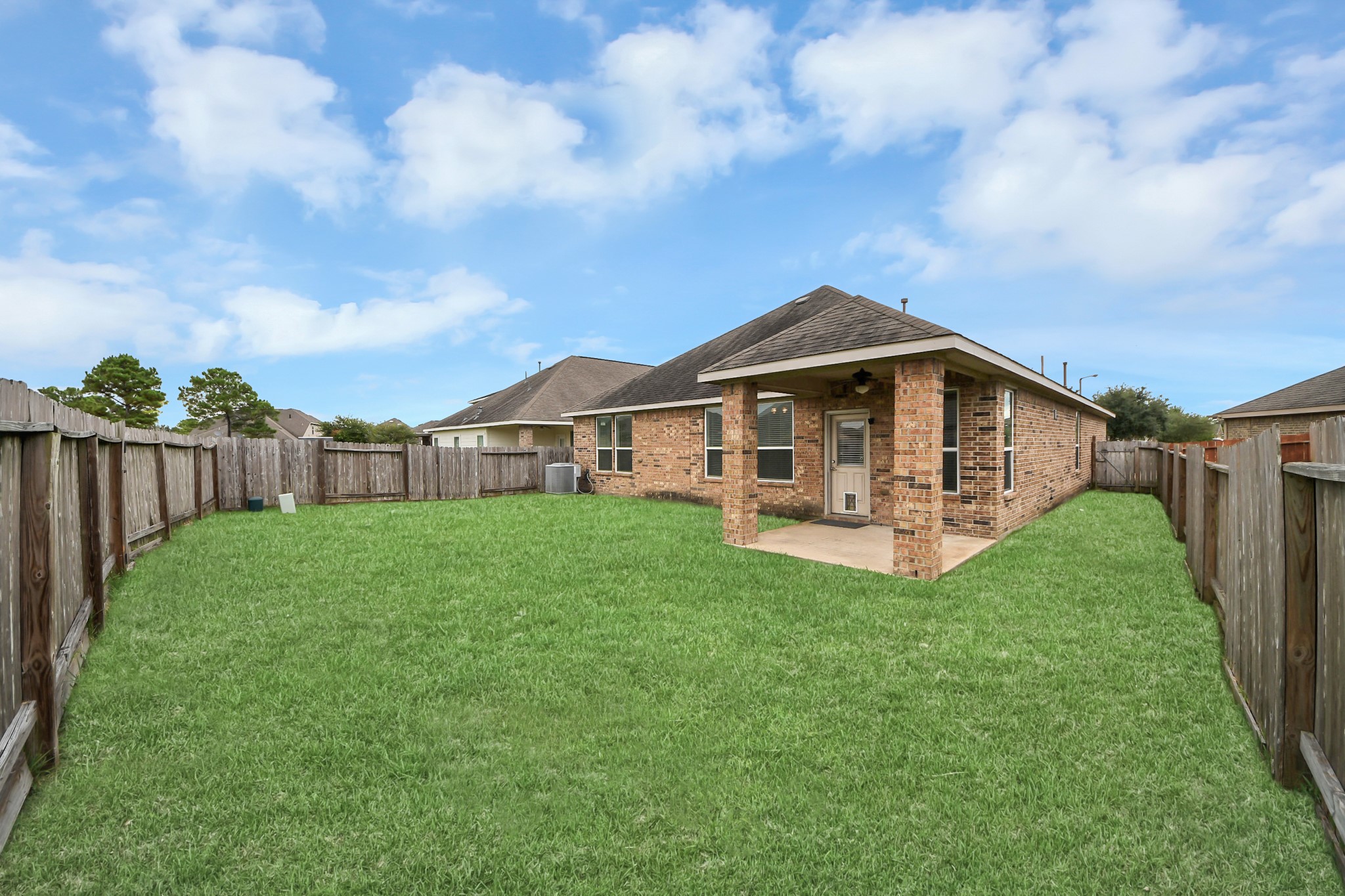 3058 Winterberry Lane Property Photo 2